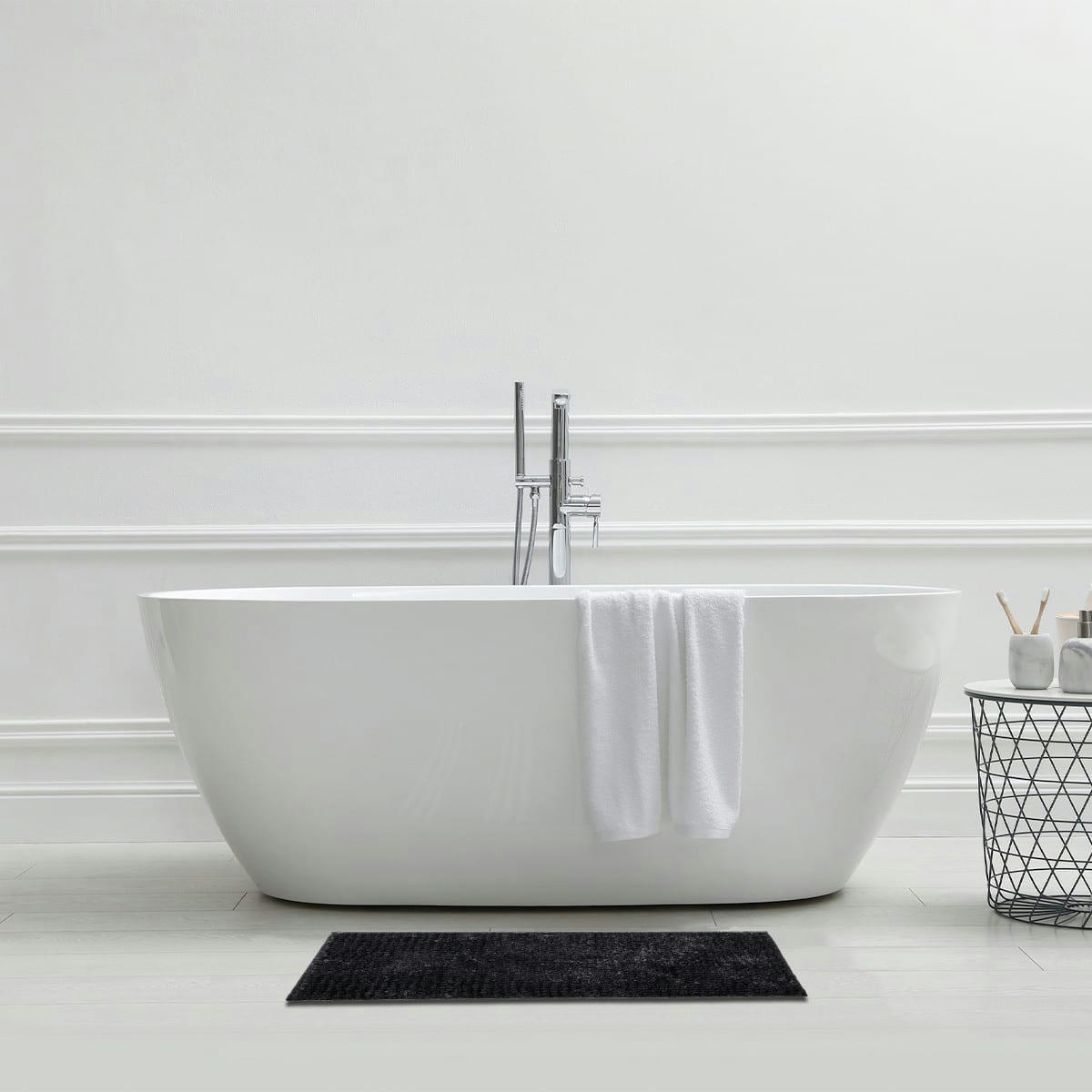 SOFTY - Tapis de bain en polyester uni carbone 50x80cm