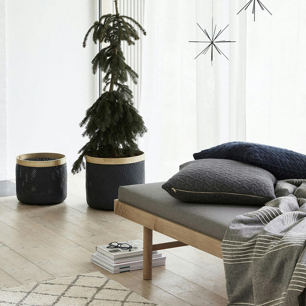 STRIBE - Panier en bambou gris (x2)