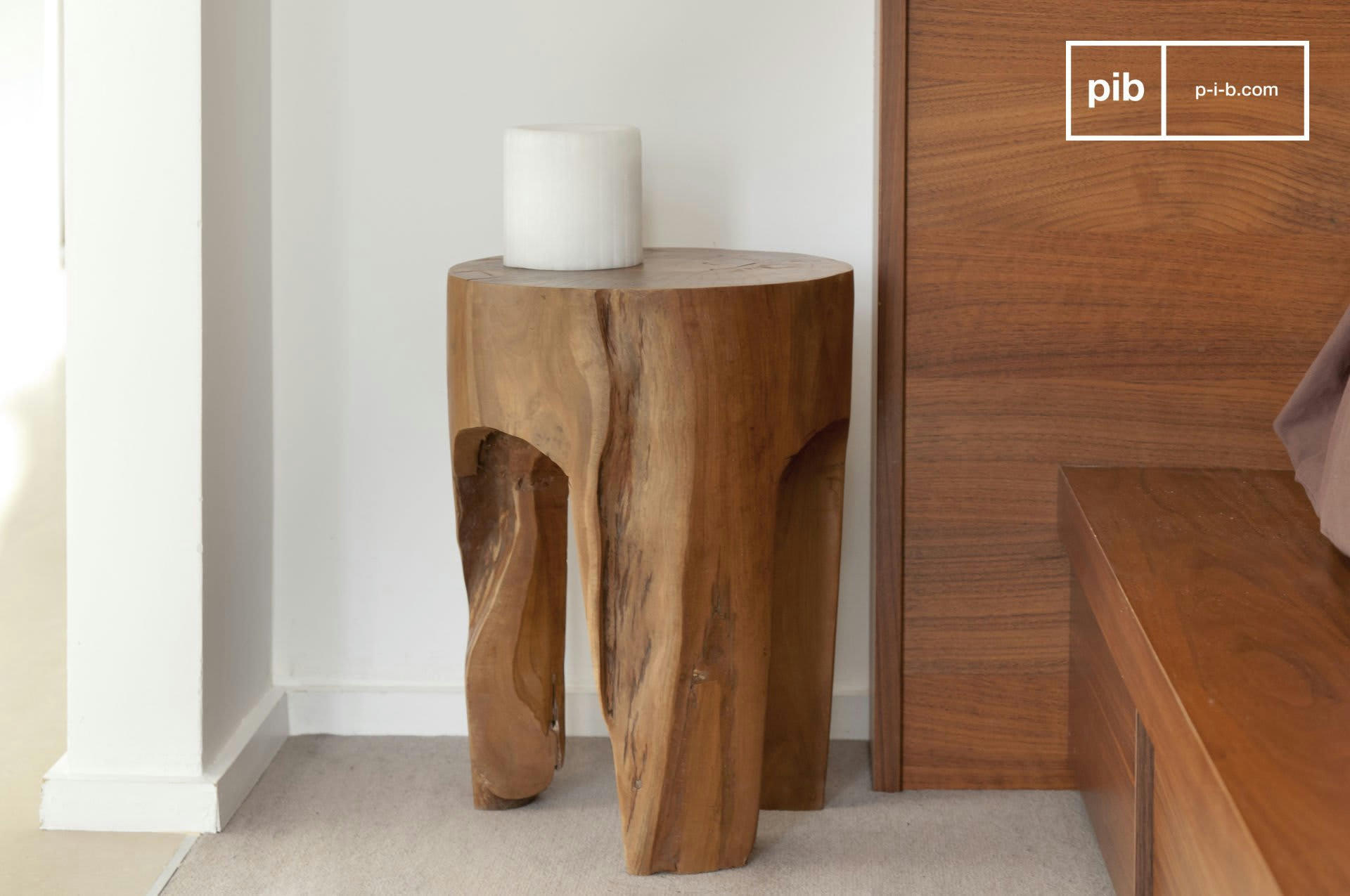 RUNKO - Table d'appoint en bois massif marron