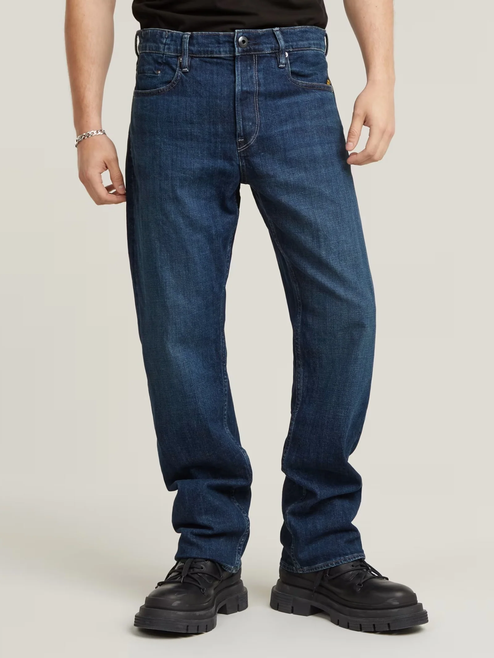 Dakota Regular Straight Jeans