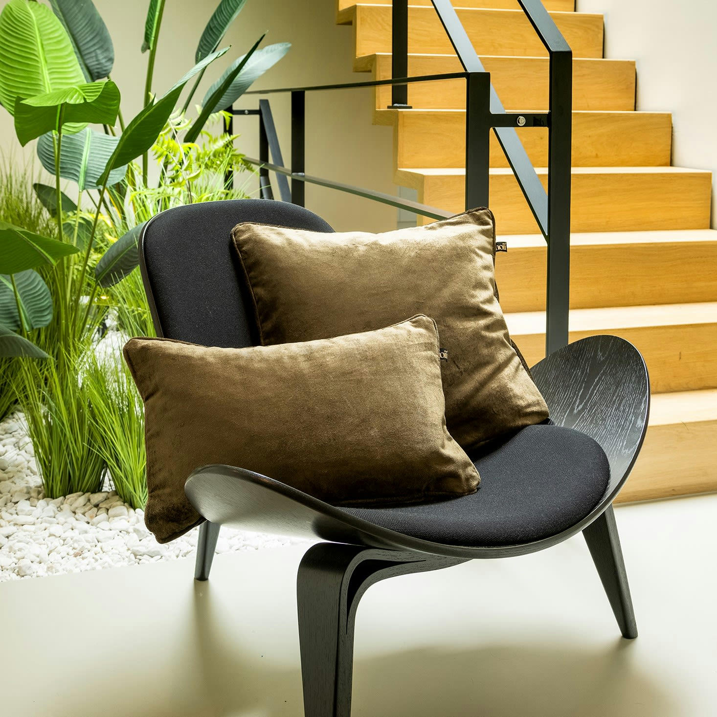 - Coussin vert en velours 30x50 cm uni