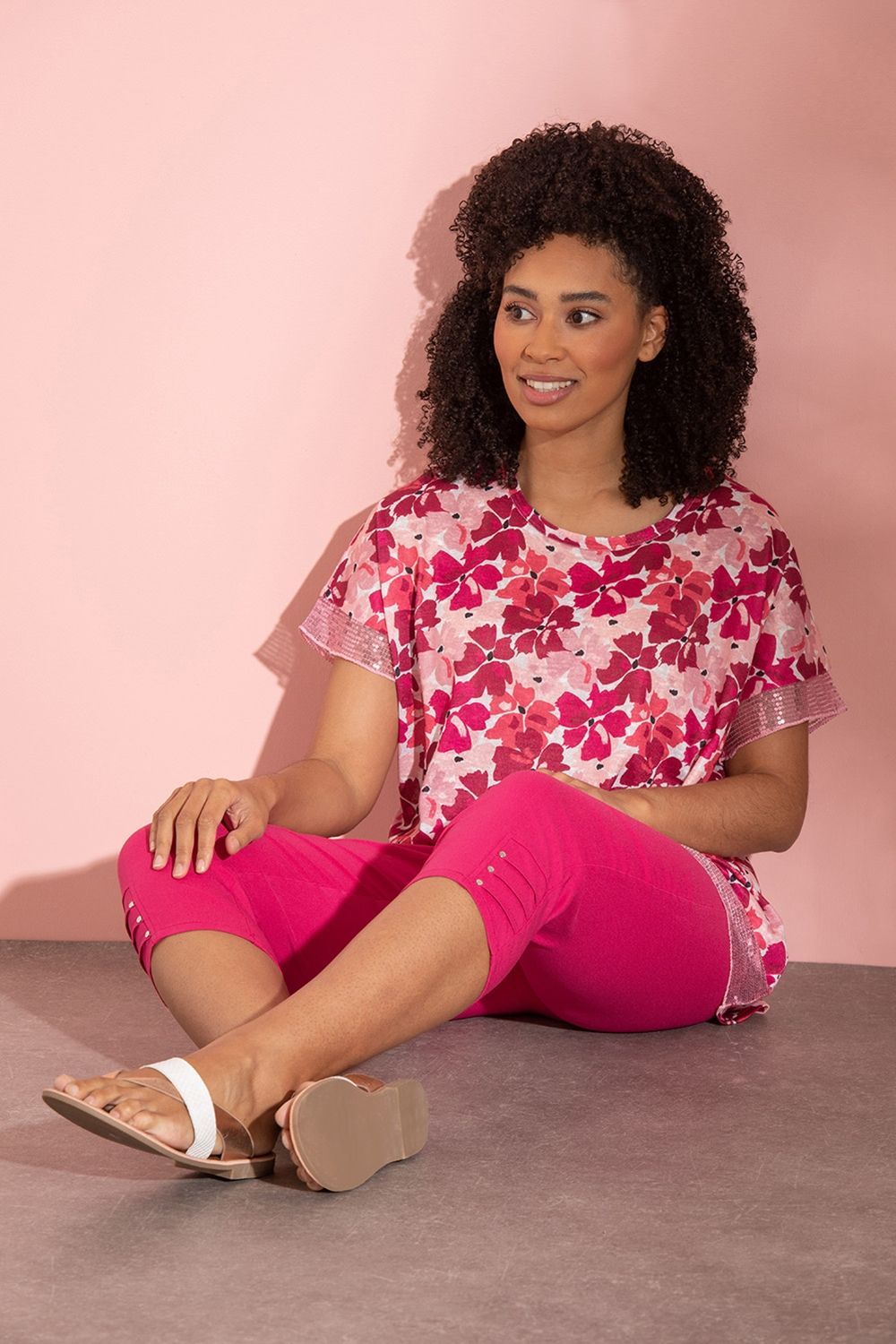 Klass. Embellished Lightweight Floral Print Knit Top