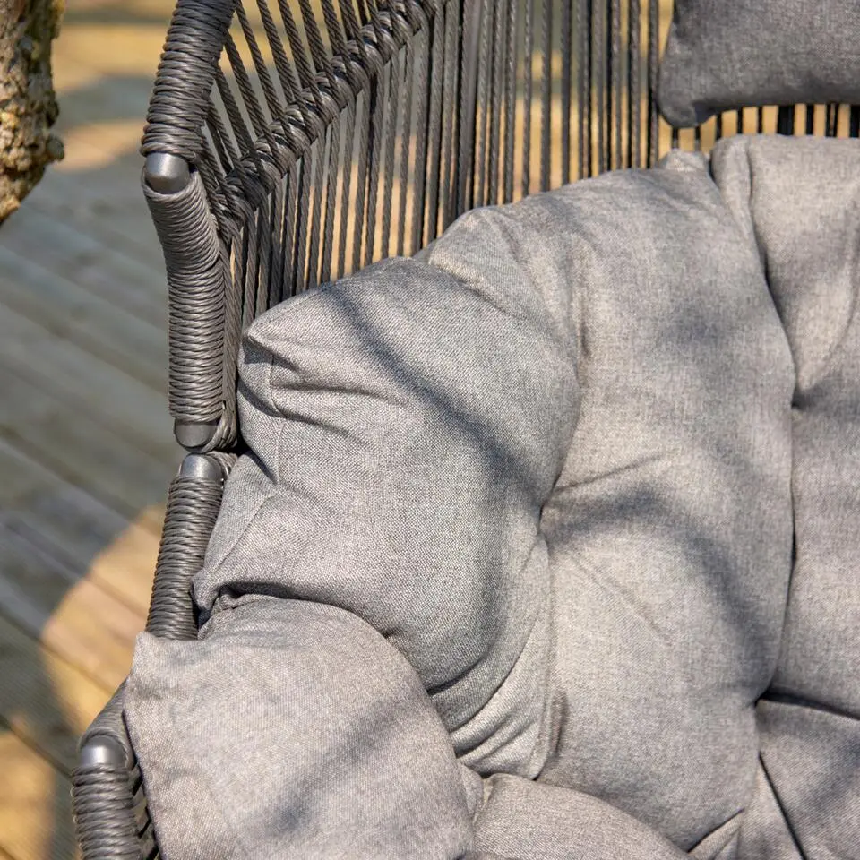 Lisomme Ayla Rattan Tuin Loungestoel Zwart - Met Zitkussens