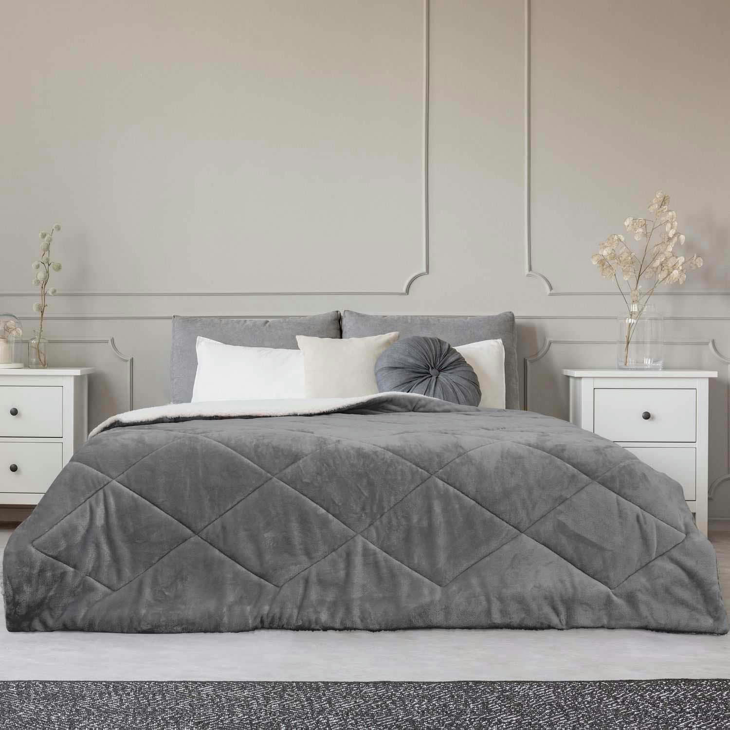 - Couvre lit en flanelle sherpa 220 x 240 cm