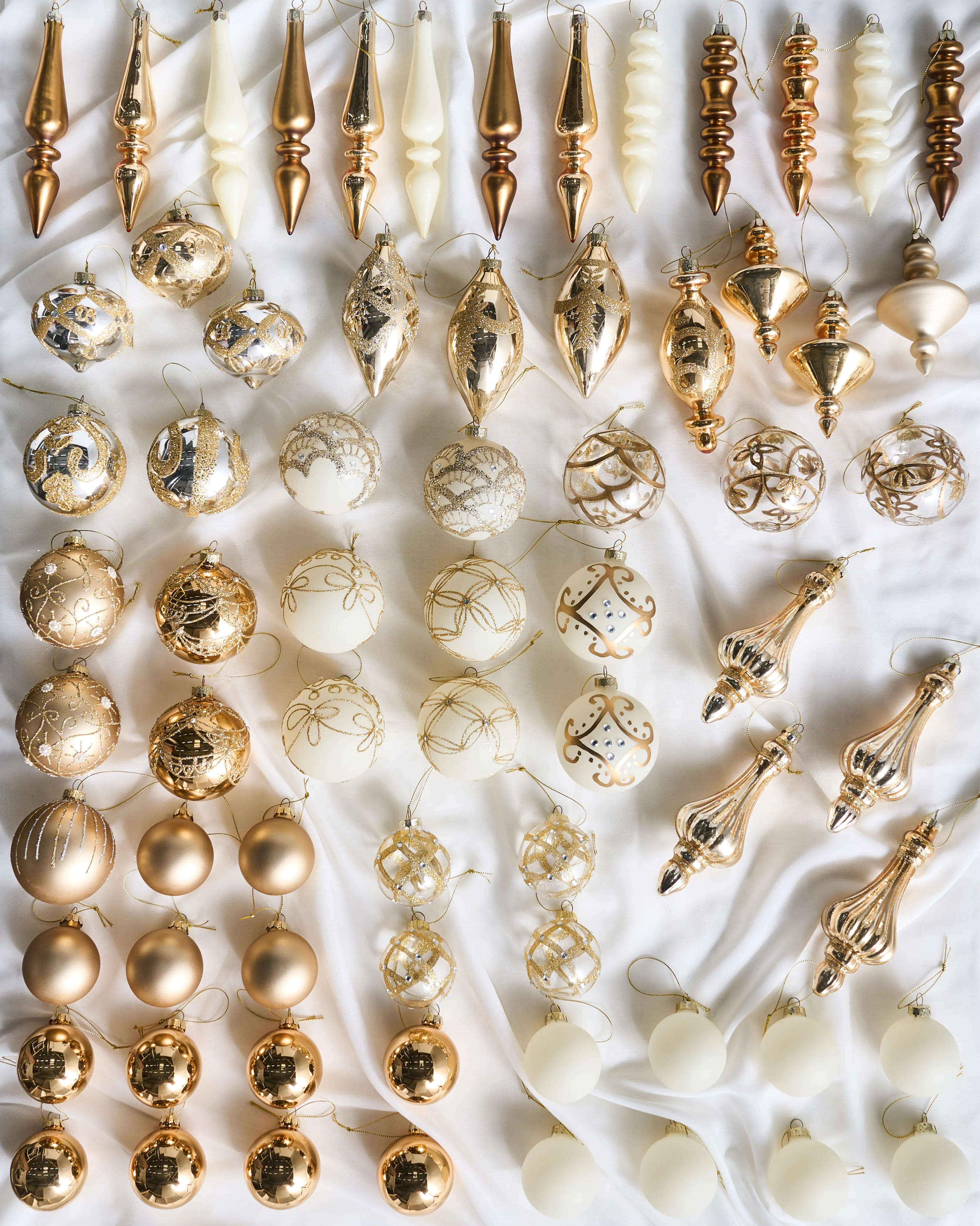 Set of 70 Baubles FLICKER Glass Gold