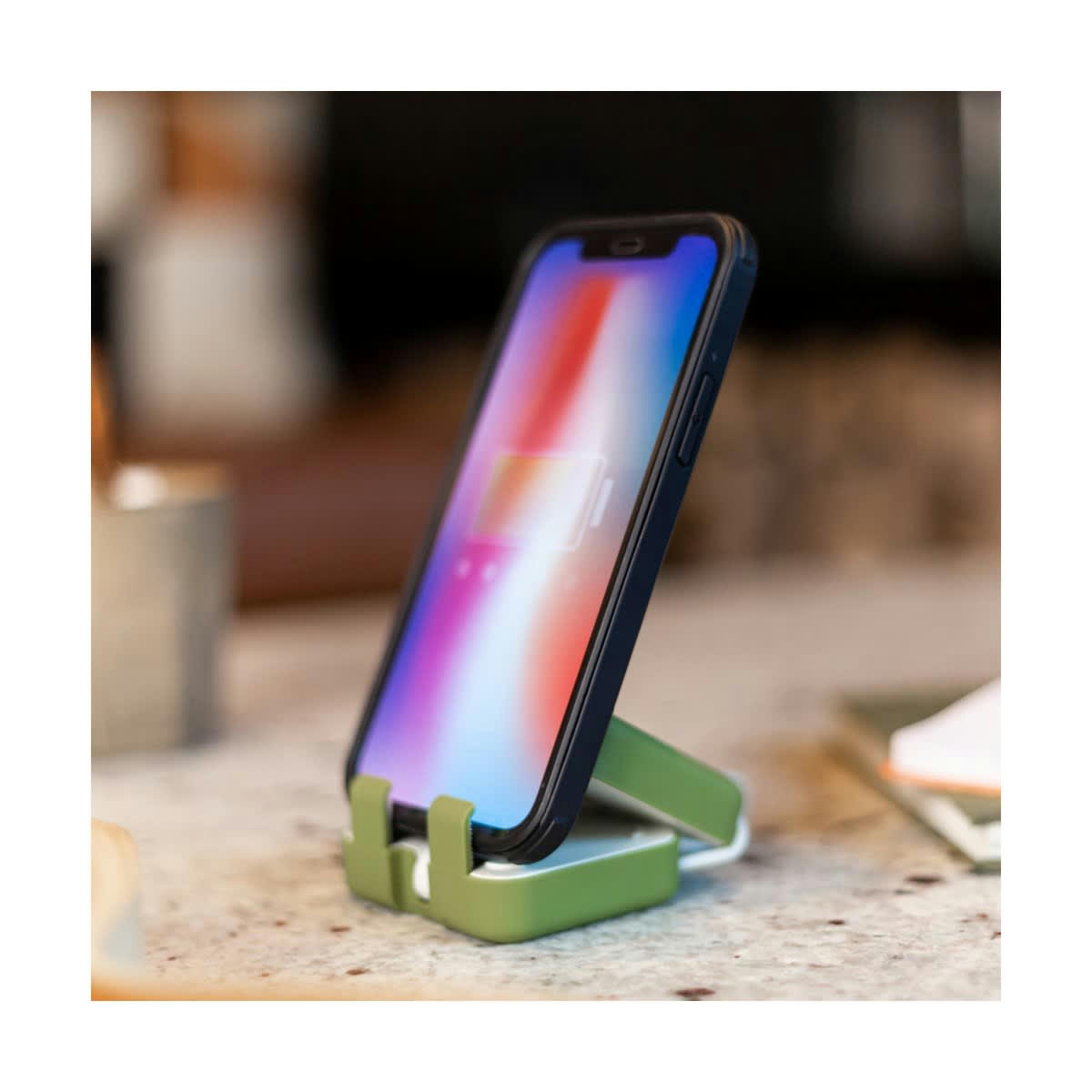 - Batterie de secours support téléphone