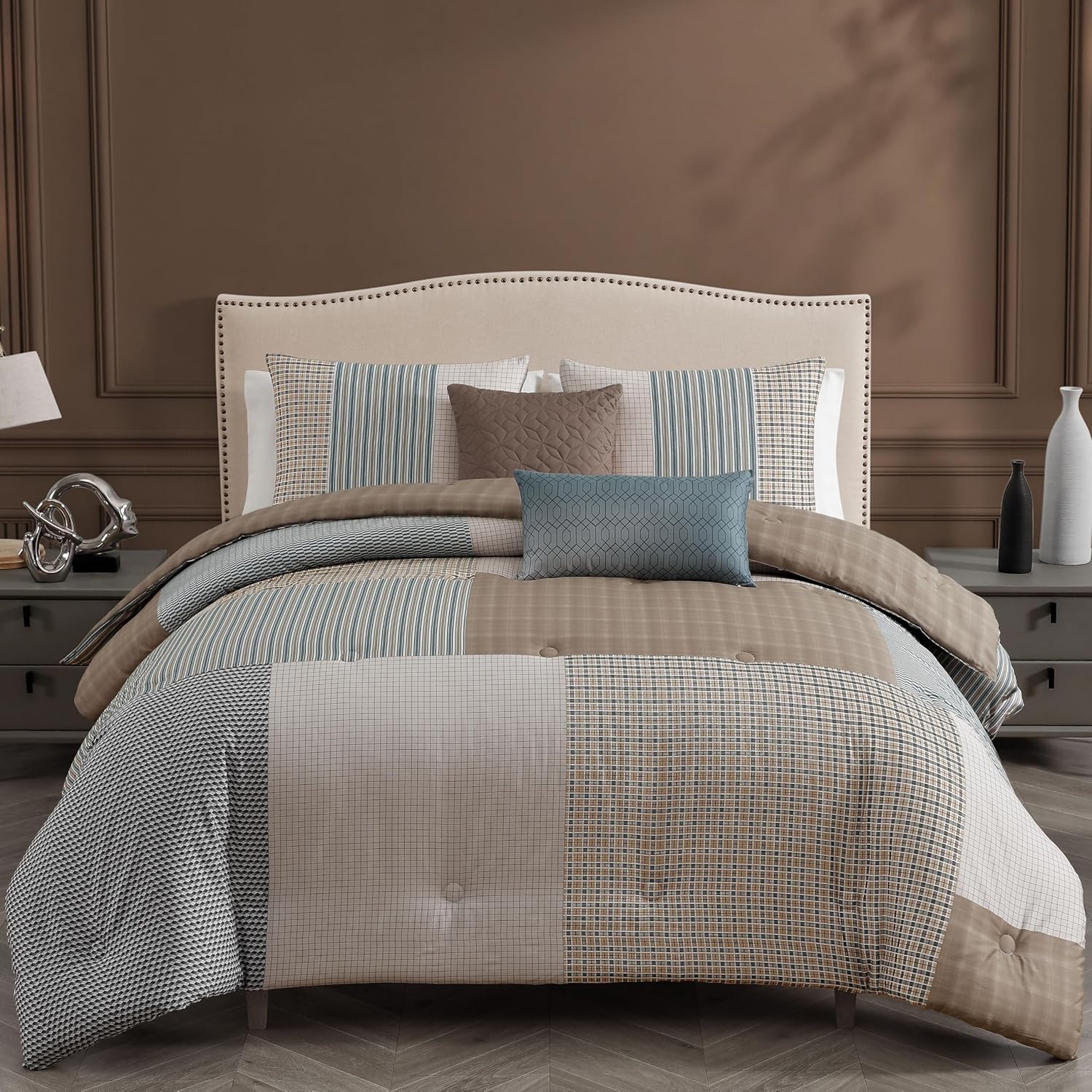 Bebejan Tranquil Patch 5 Piece Comforter Set, 100% Cotton Sateen, 220 Thread Count, Blue Reversible Bedding Comforter Set, 1 Comforter, 2 Shams & 2 Pillows (King/Cal King)
