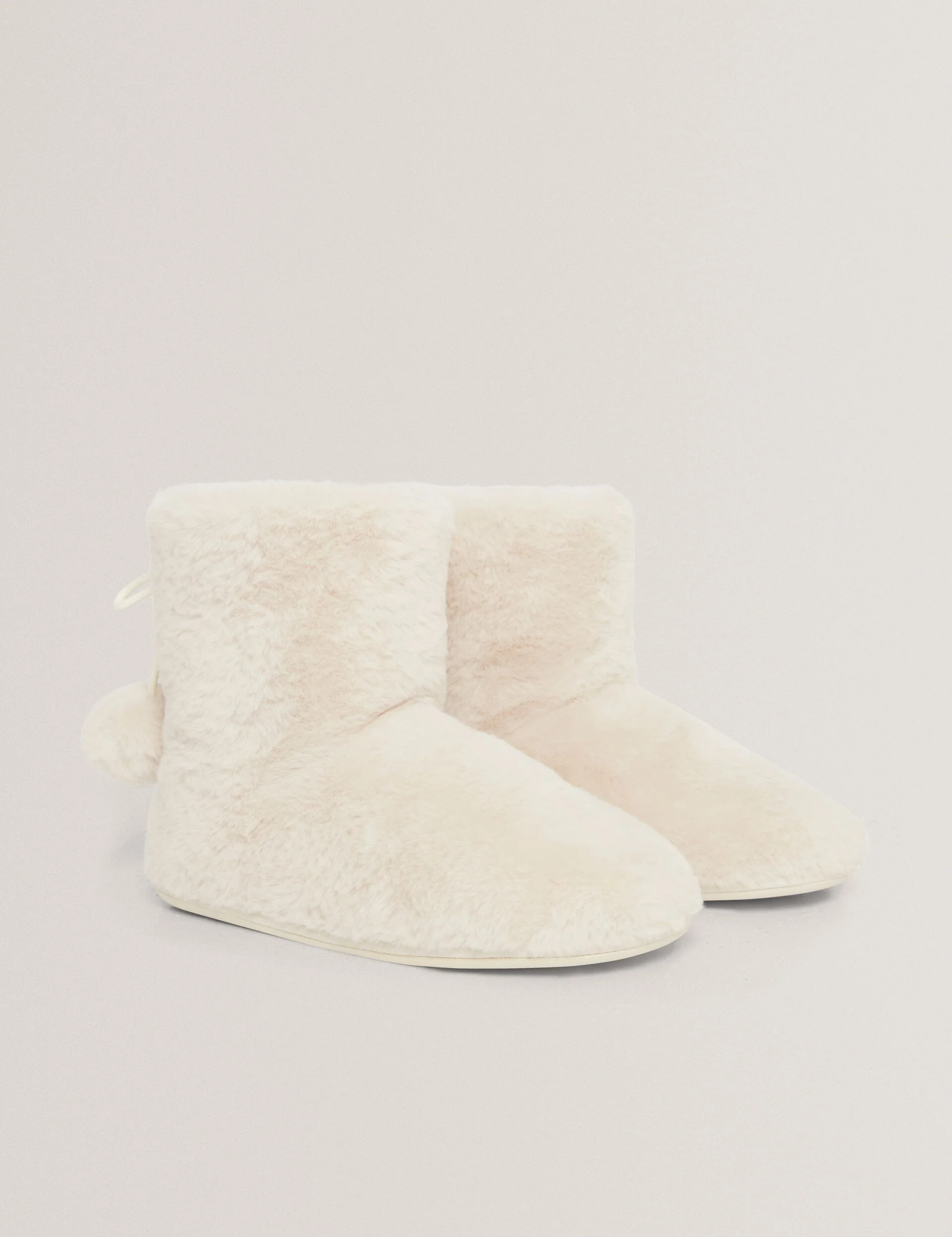 HAMONDA | IVORY