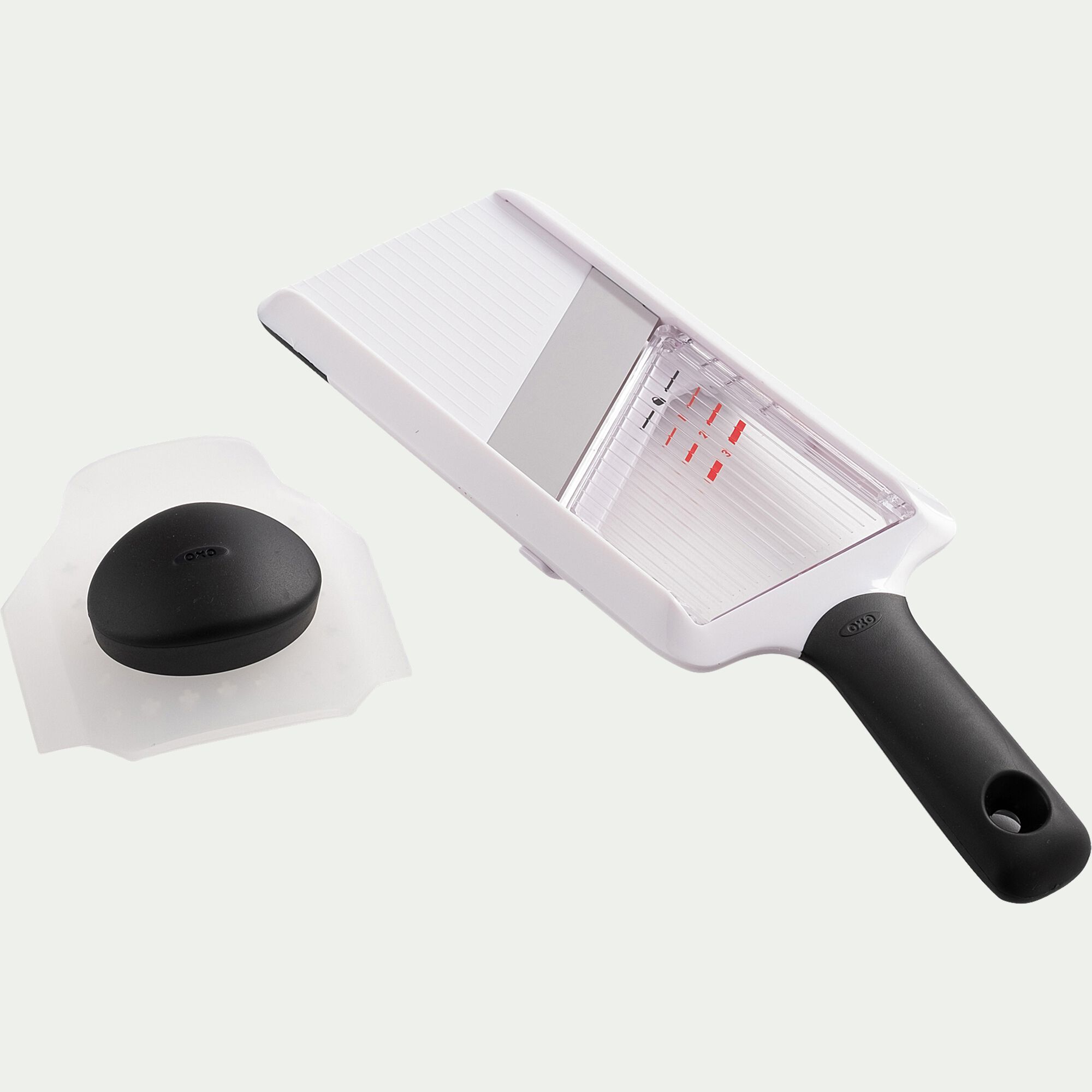 OXO - Mandoline à main en pvc et lame en inox - blanc