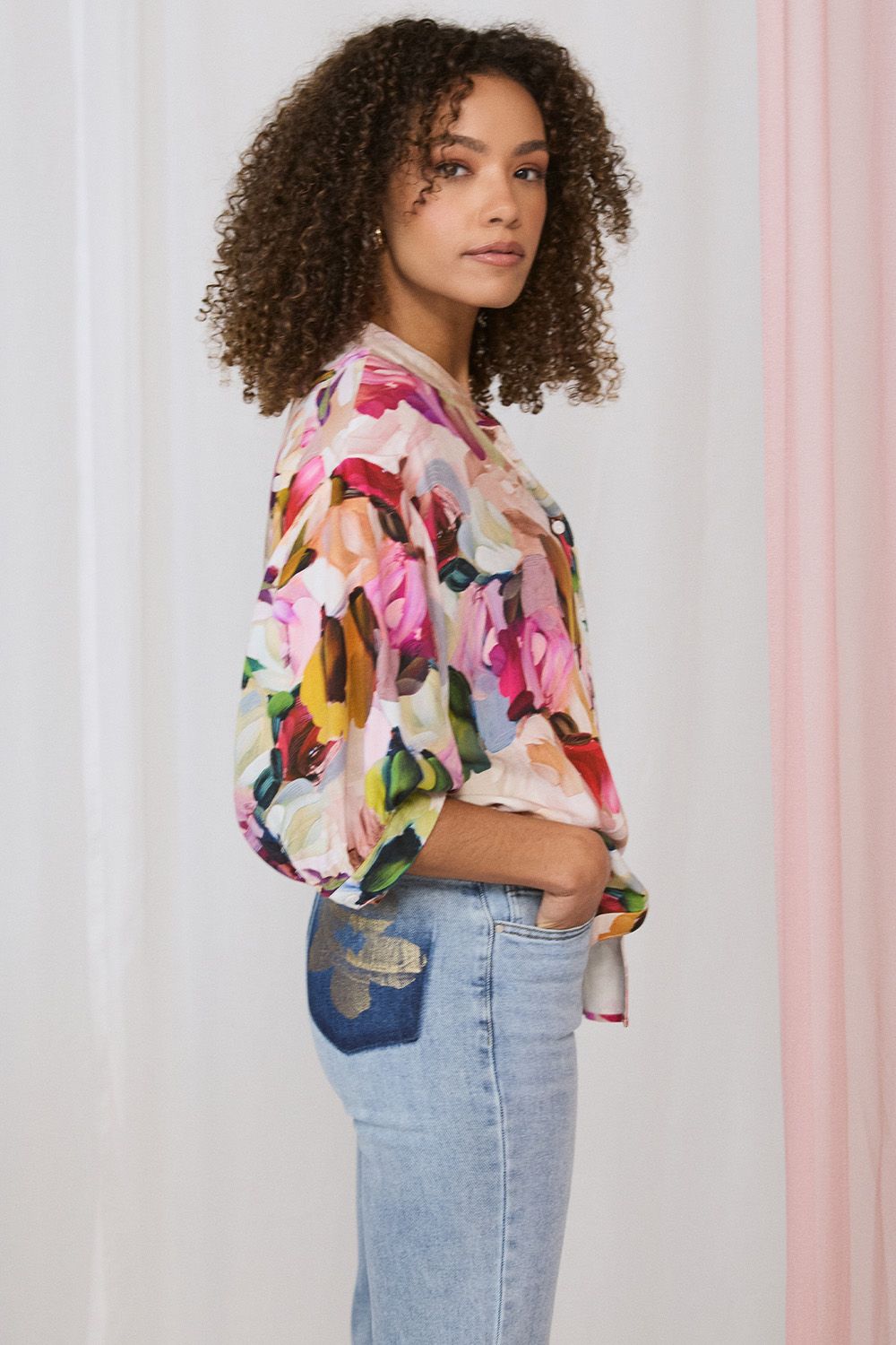 Izabel London Floral Pocket Patch Straight Fit Jeans