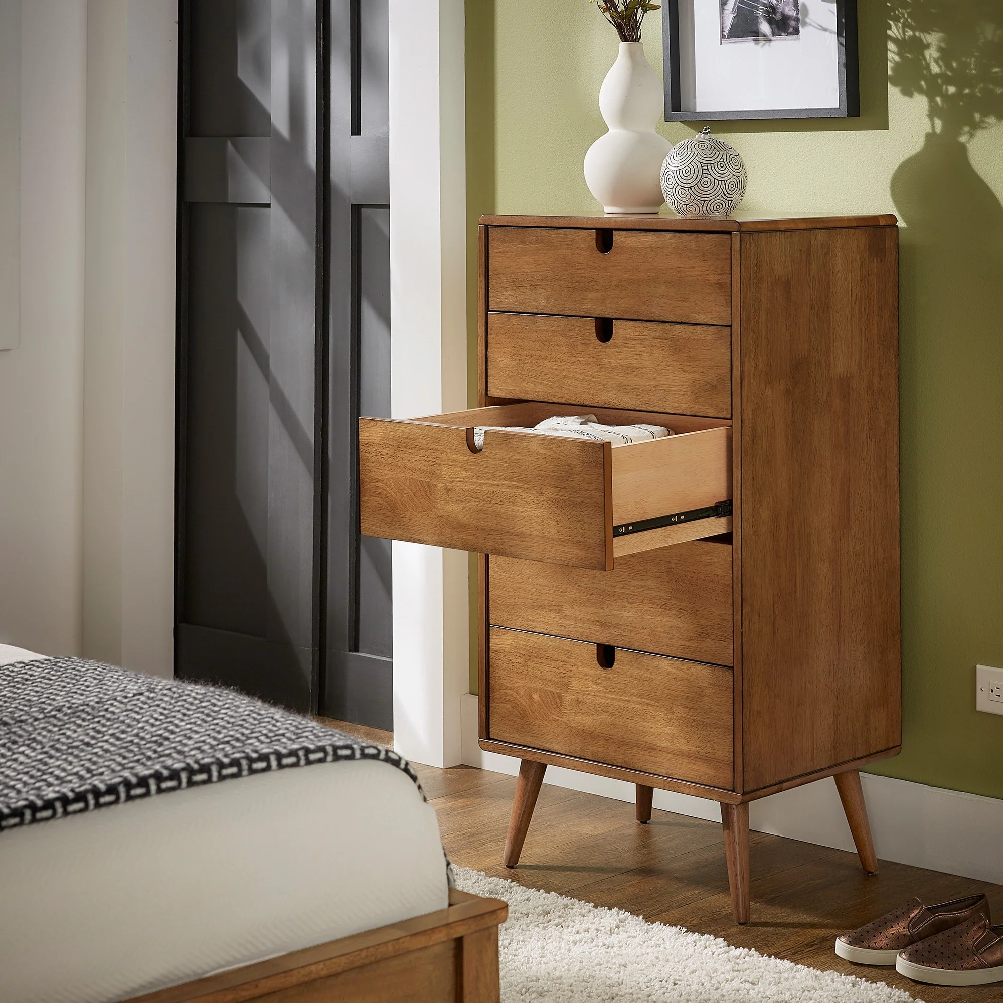 Clark Oak Finish 5-drawer Chest by iNSPIRE Q Modern