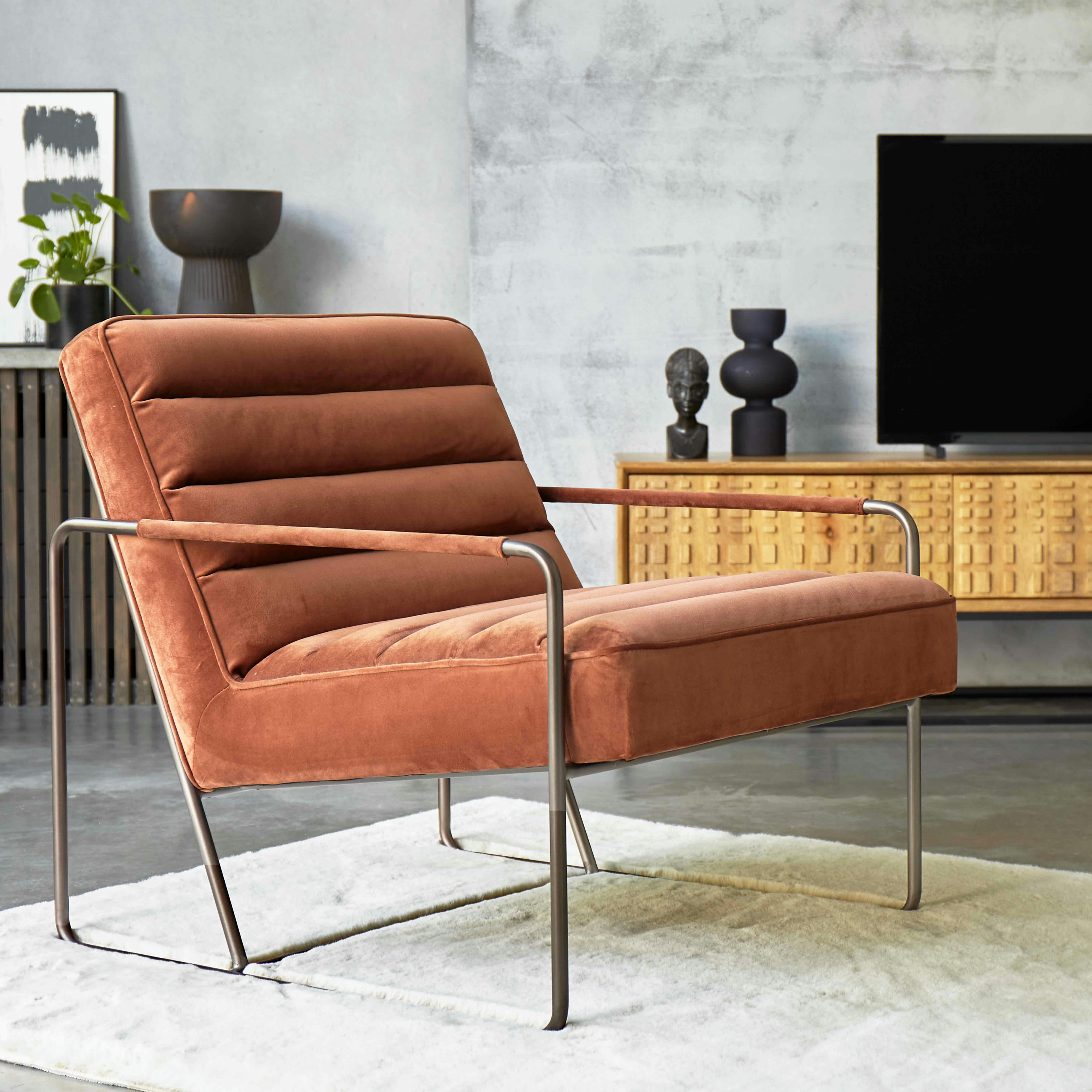 HARTCHY - Fauteuil capitonné en velours terracota