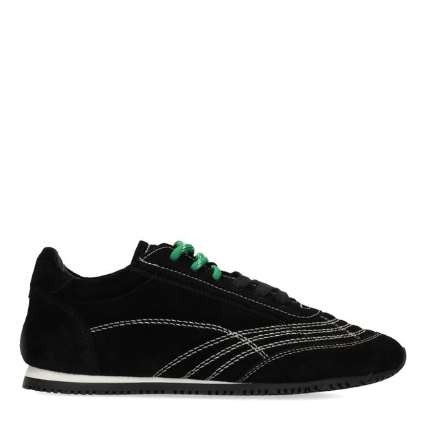 Zwarte sneakers met dubbele veters