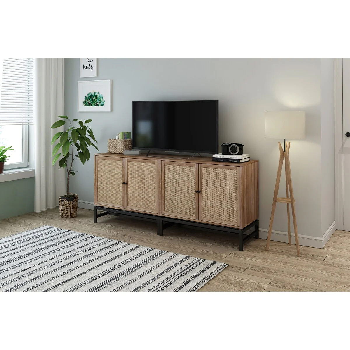 Natural rattan，2 door cabinet，with 1 Adjustable Inner Shelves，rattan，Accent Storage Cabinet