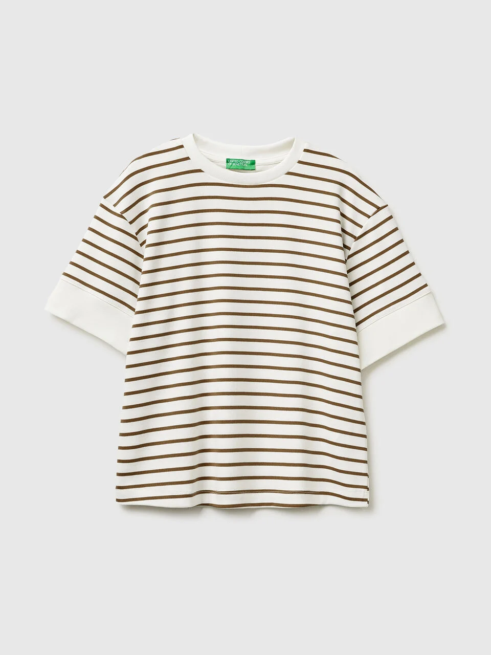 Striped short-sleeved T-shirt