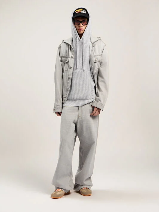 Curved Logo Loose Denim Pants