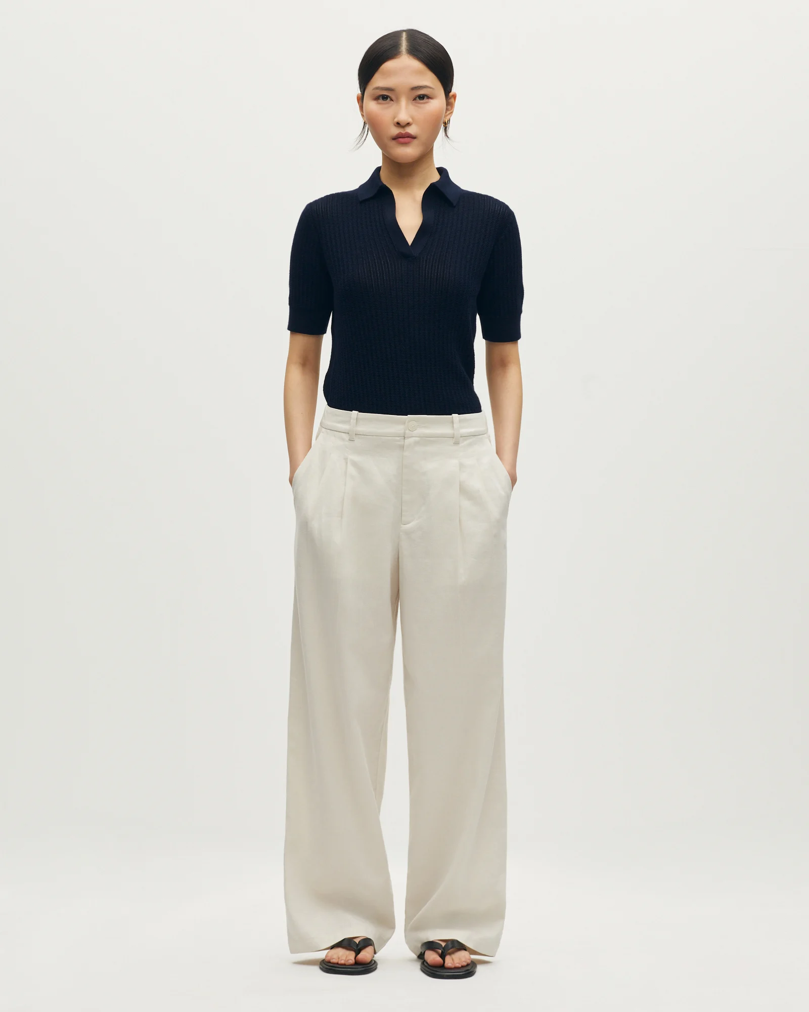 Pantalon droit à plis en coton et lin