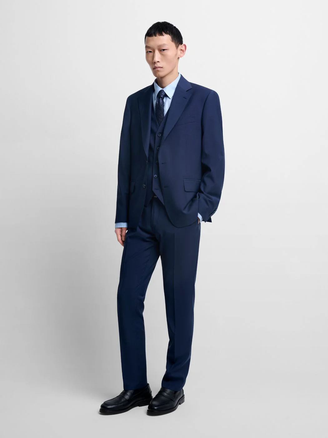 Costume 3 pièces slim en laine bleu nuit