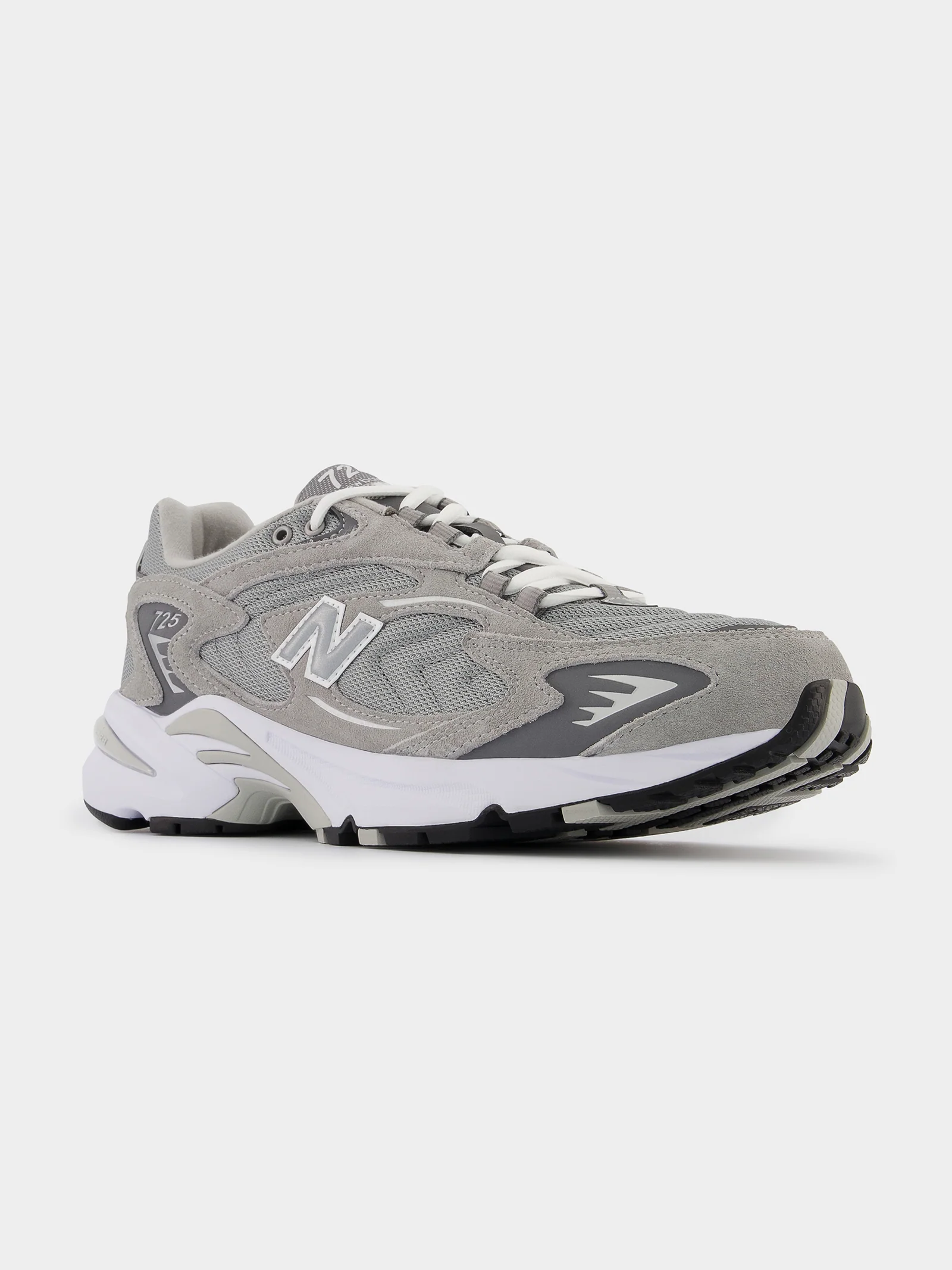 Unisex 725 Sneakers