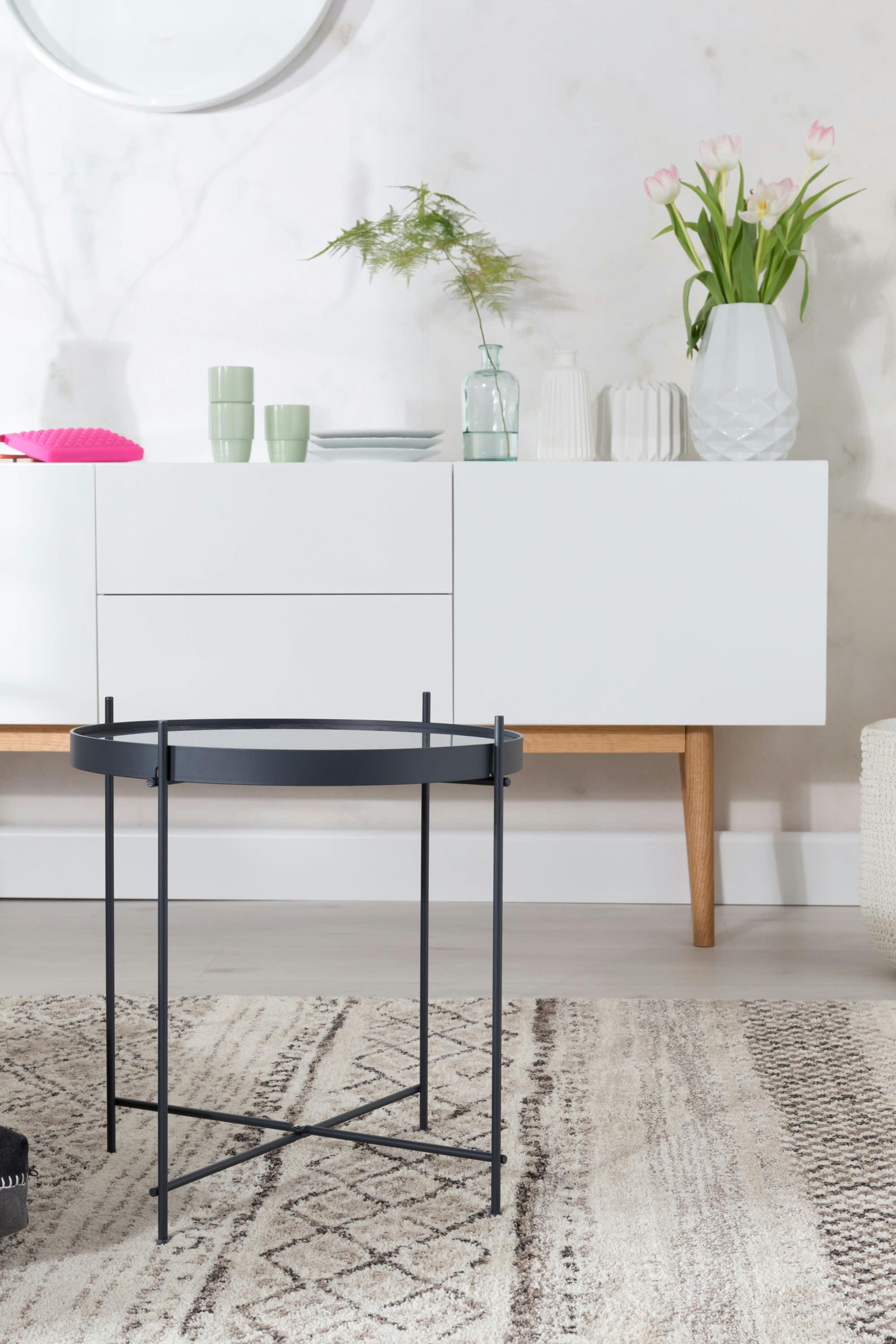 CUPID - Table d'appoint en métal noir