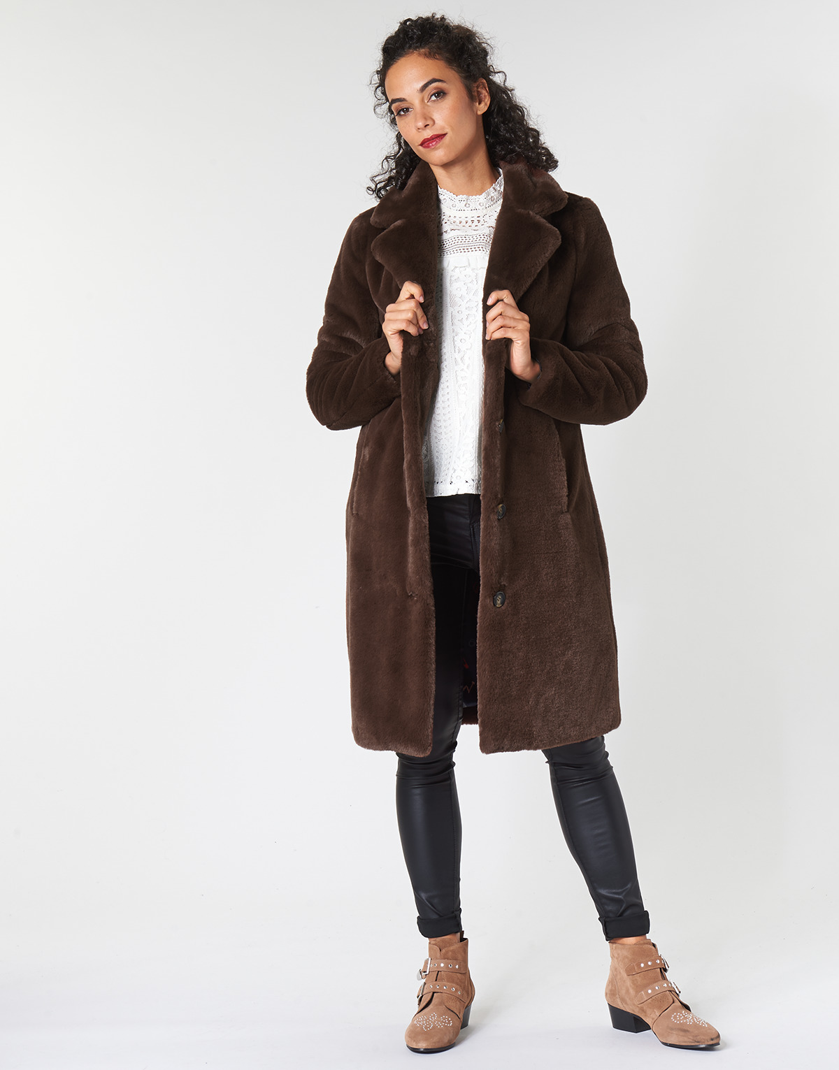 Oakwood - CYBER - Brown