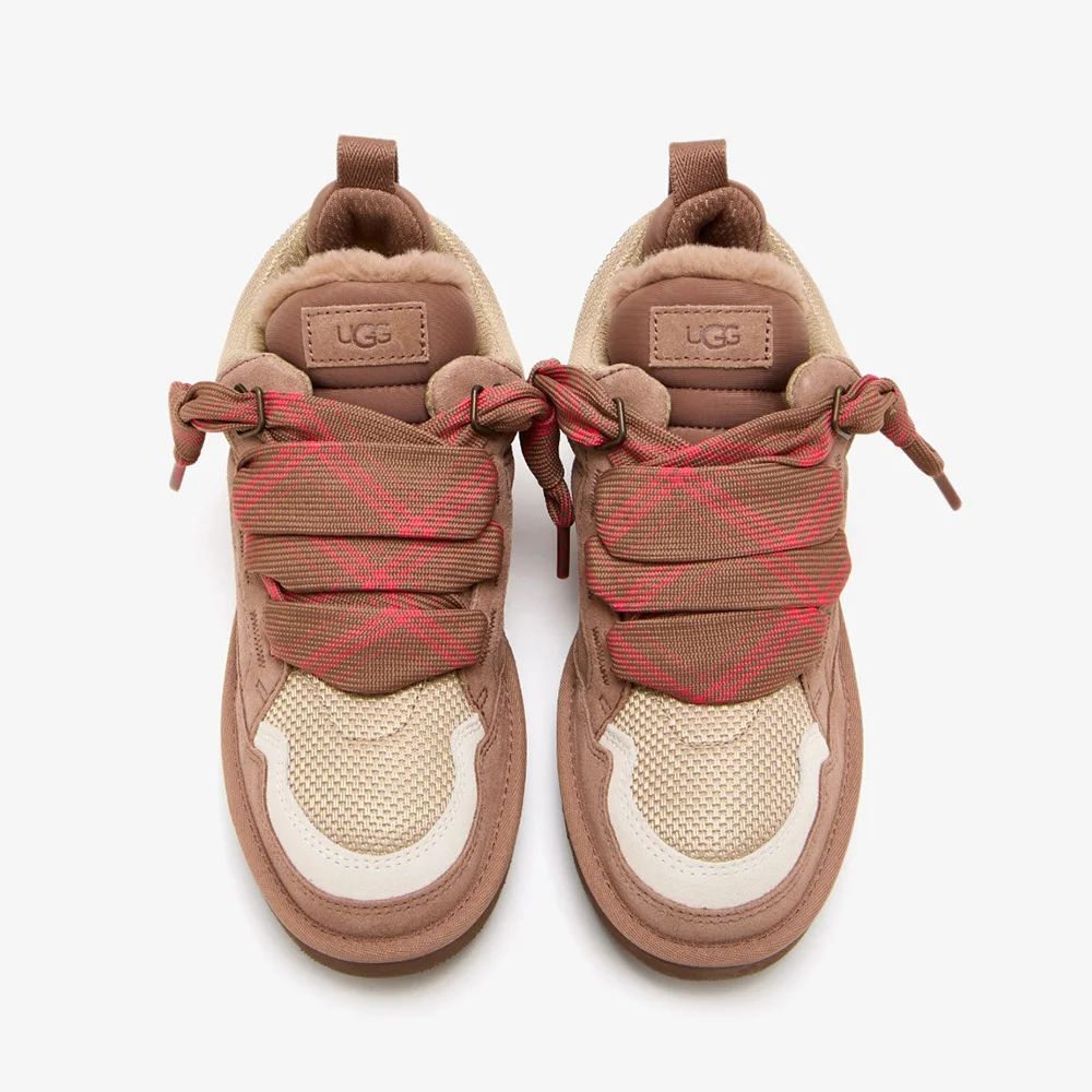 UGG Low-top sneakers