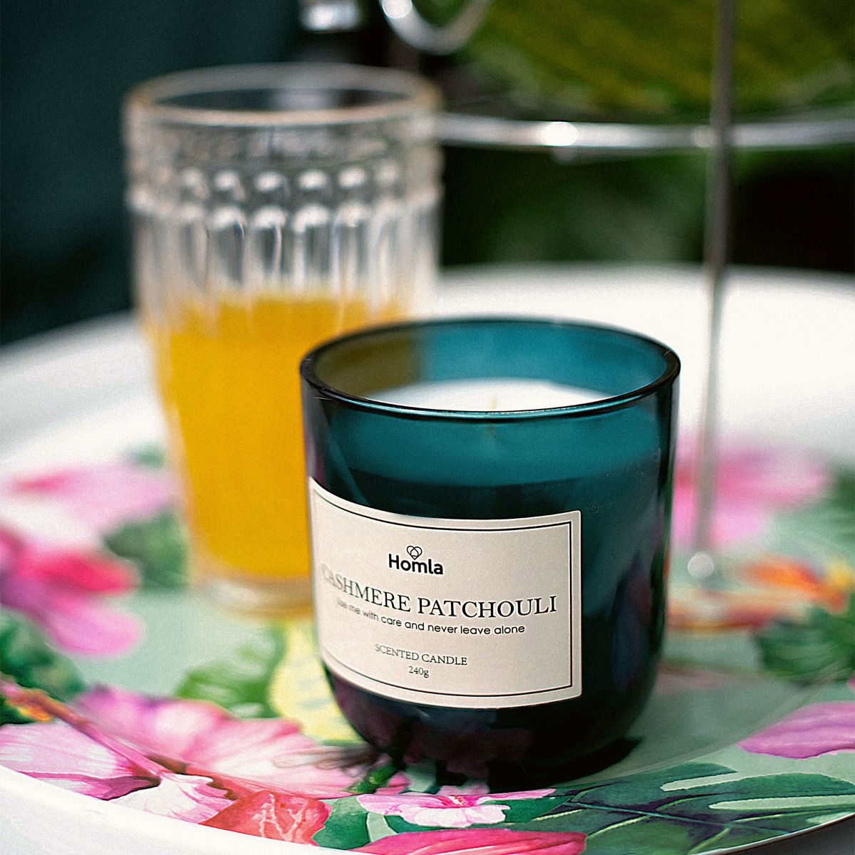 Świeca zapachowa VERDE Cashmere Patchouli 240 g