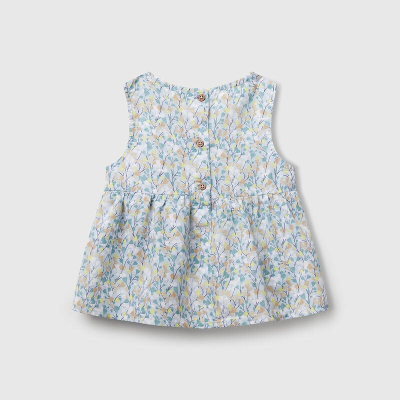Floral blouse in linen blend