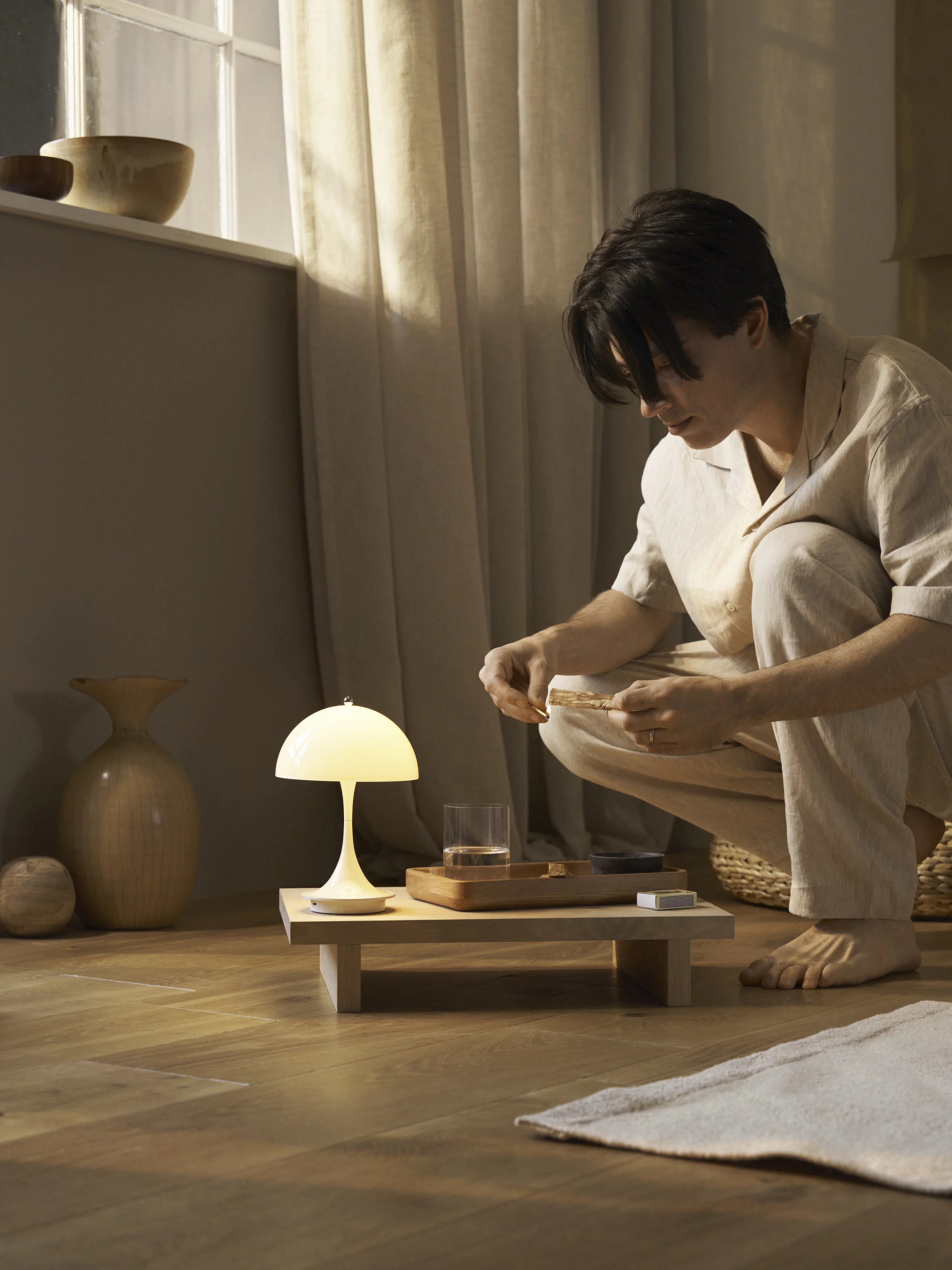 Mobile dimmbare LED-Tischlampe Panthella 160, Design Verner Panton