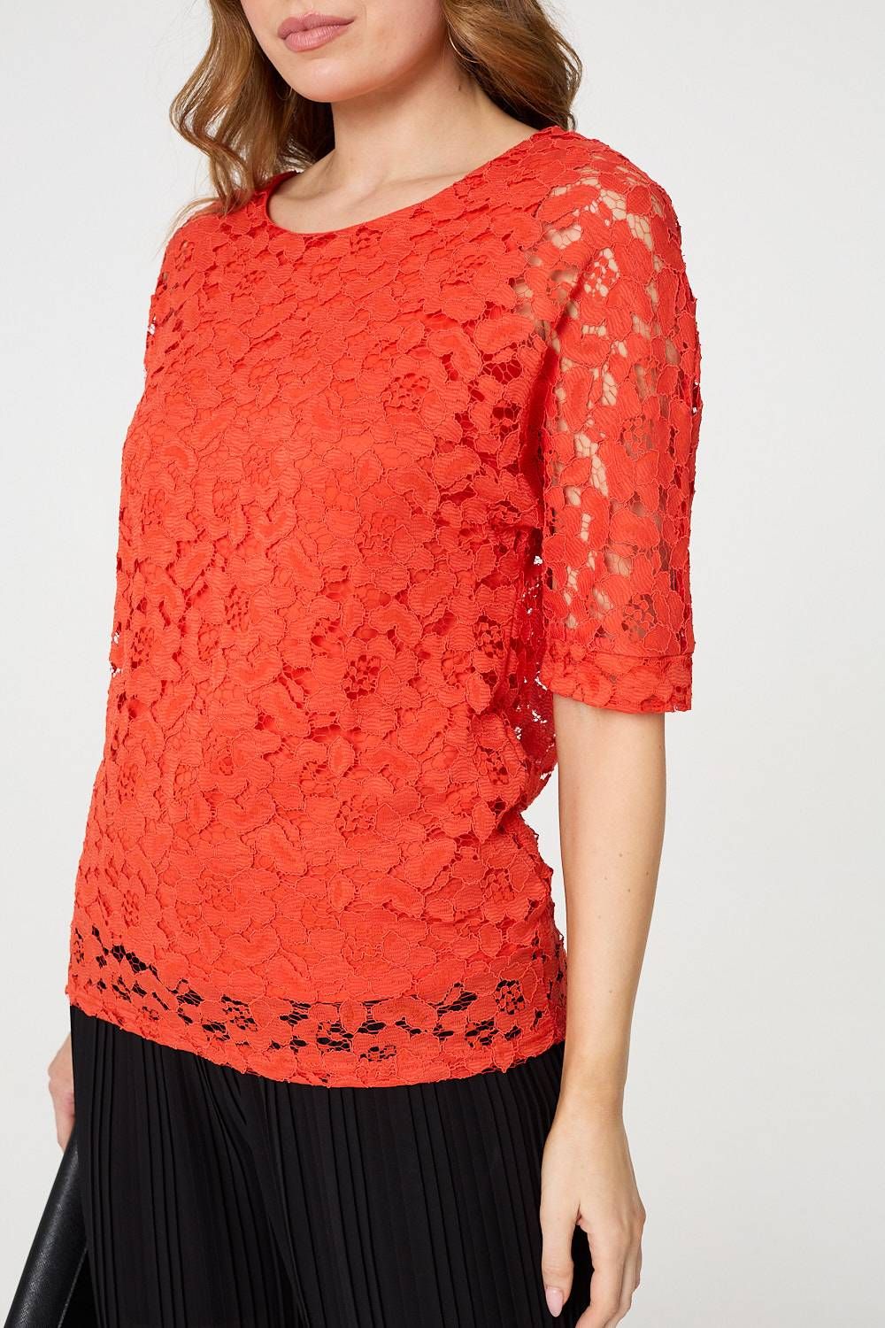 Izabel London Floral Lace 3/4 Sleeve Relaxed Blouse