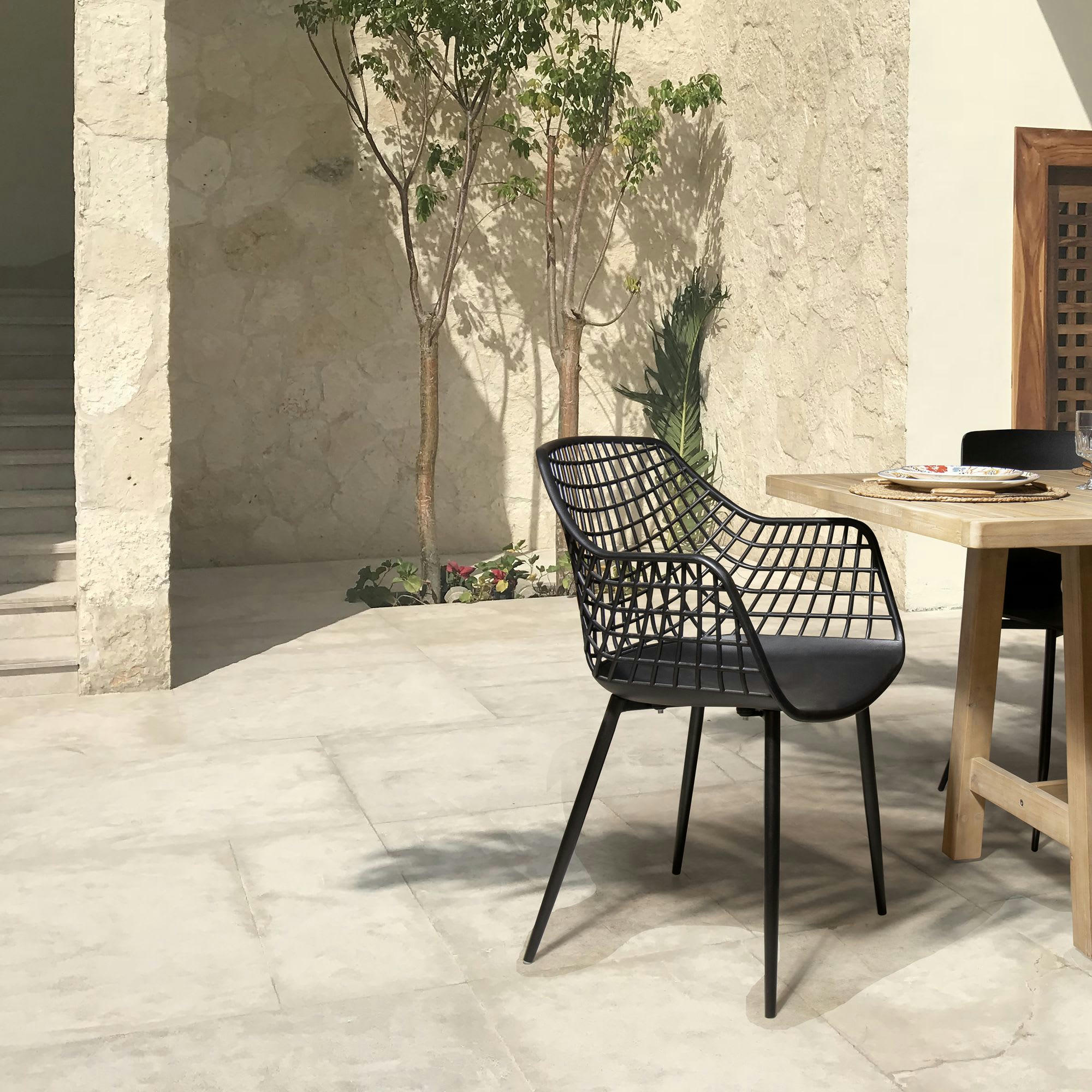 BRADLEY - Lot de 4 fauteuils de table extérieur en polypropylène noir