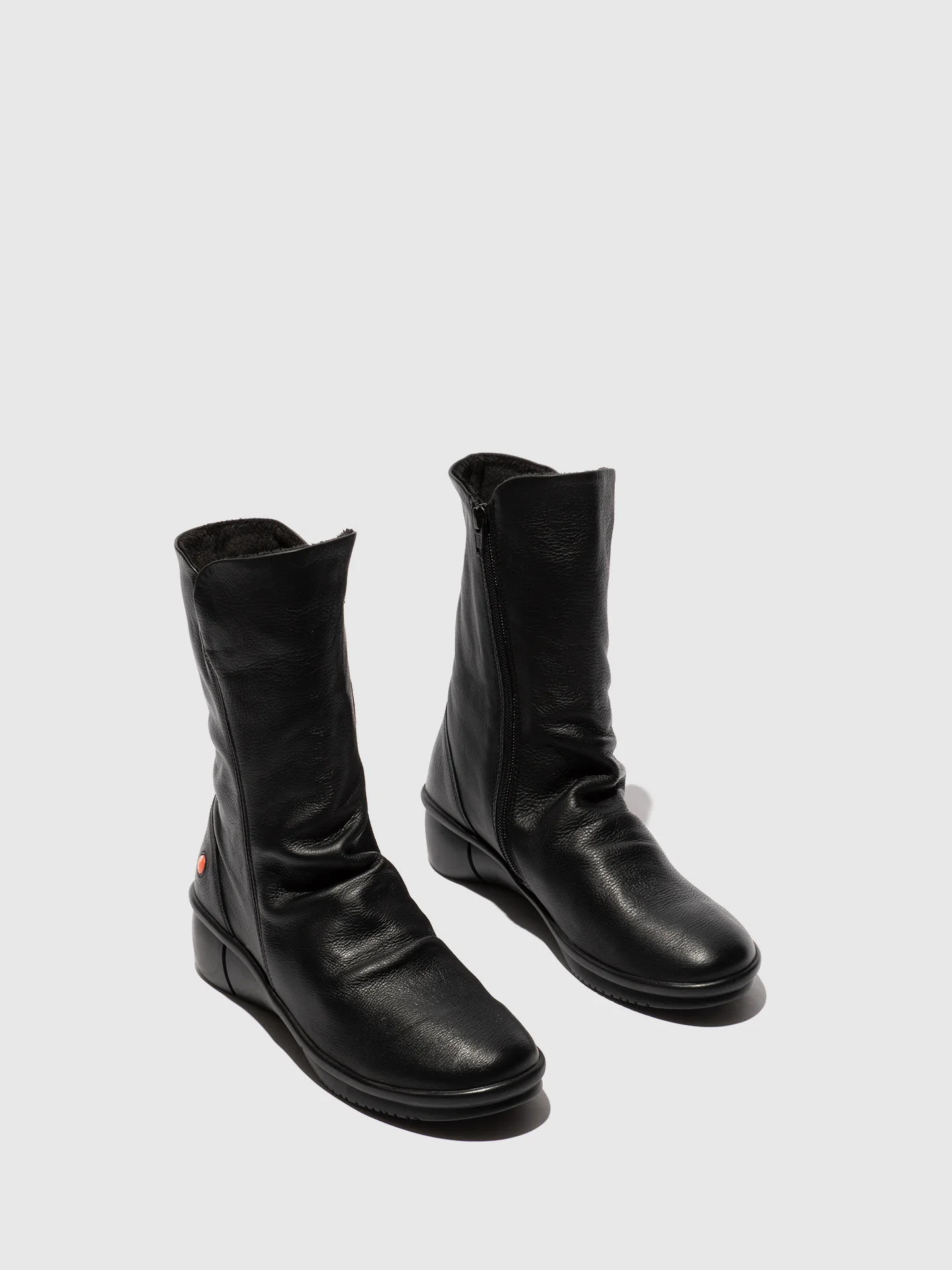Botas com Fecho em Preto