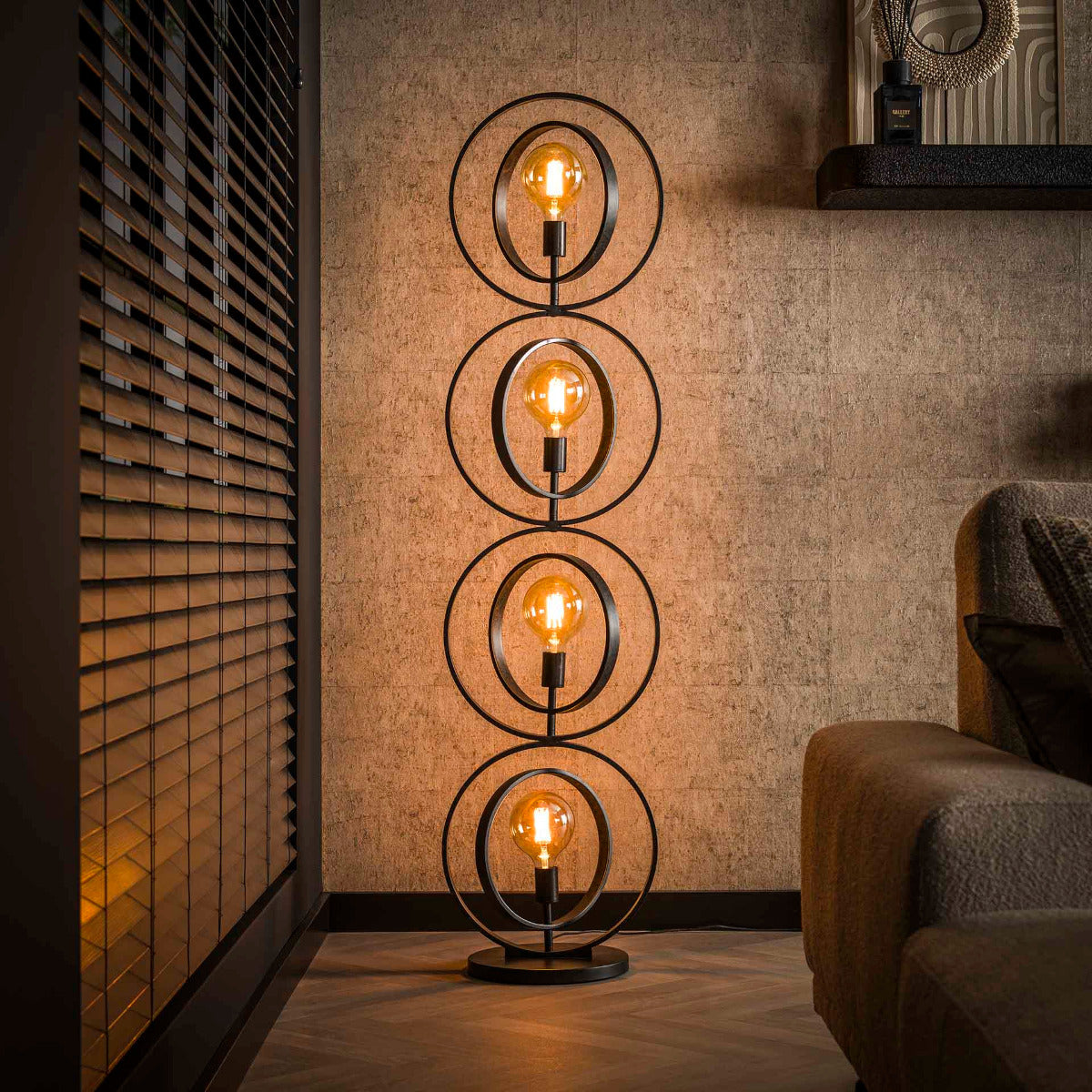 Fraaai - Erika vloerlamp 4L XL - zwart