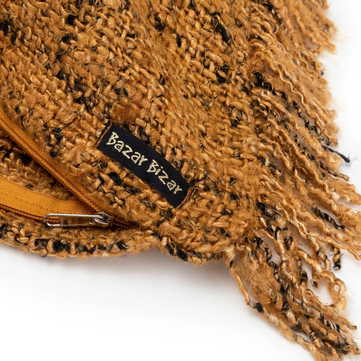 OH MY GEE - Coussin en coton jaune noir 30x50