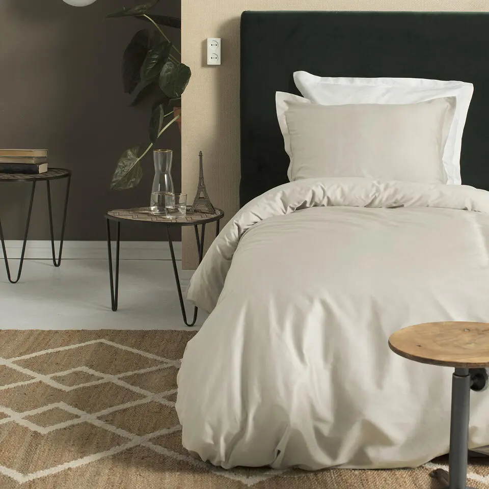 Cinderella Sundays - Dekbedovertrek - Satijn - 140x200/220 cm - Zandkleur