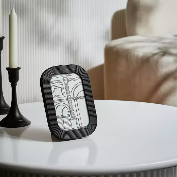 Habitat Black Ribbed Wooden Picture Frame - 4x6"