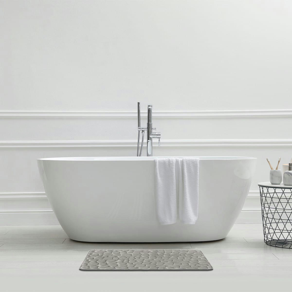 MINERAL - Tapis de bain mousse à mémoire de forme perle 50x80cm