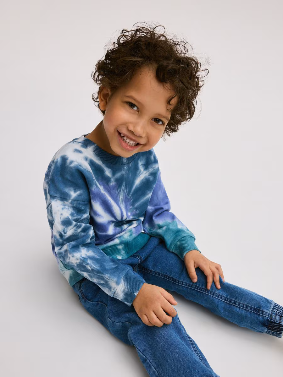 Oversized Long Sleeve T-Shirt