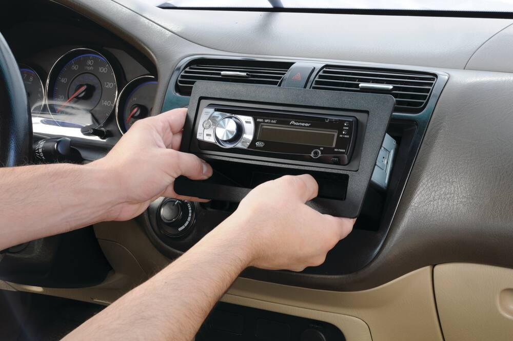 Scosche HA1710B Double DIN Dash Car Install Kit for 2001-2005 Honda Civics