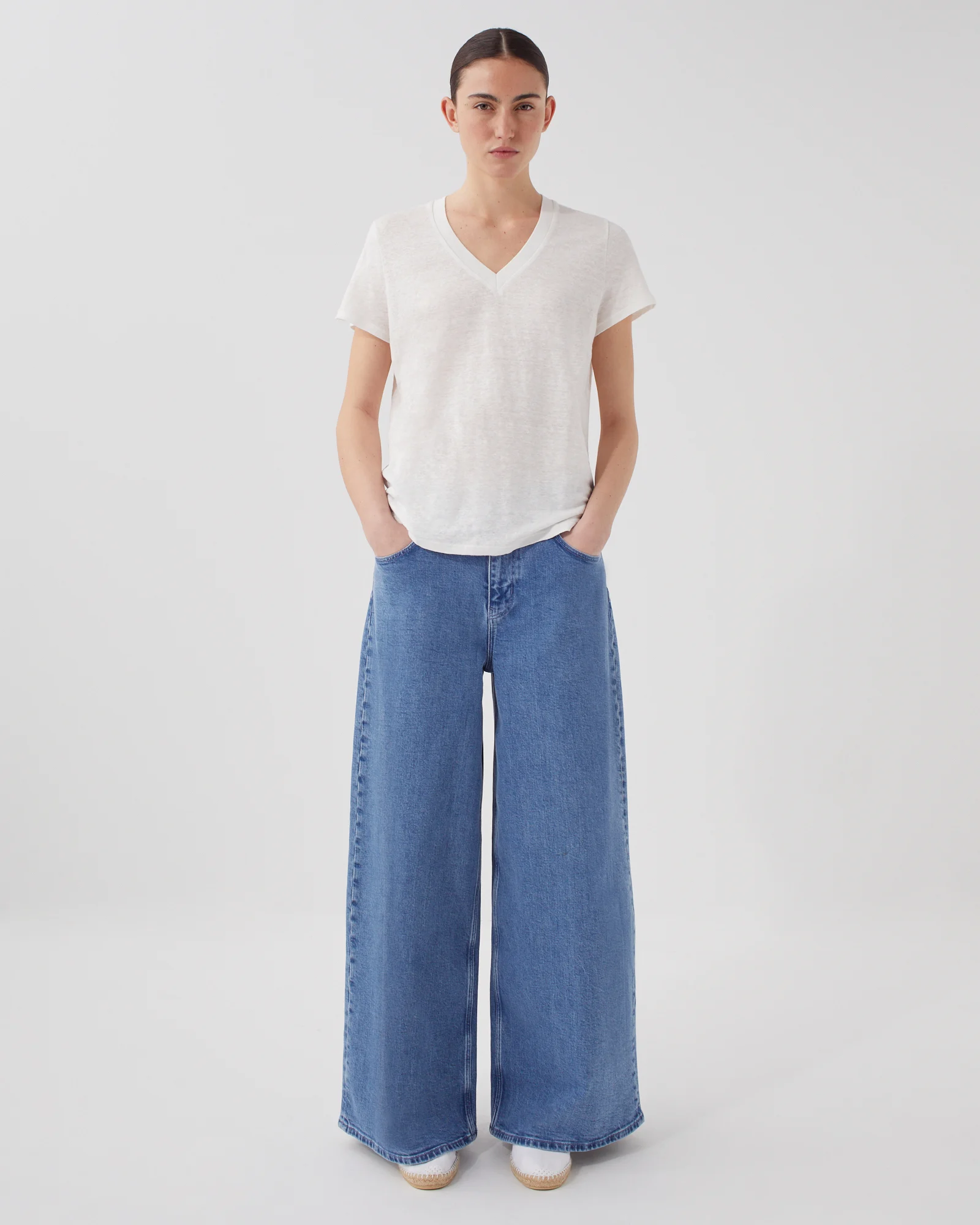 T-shirt col V en lin SARAH