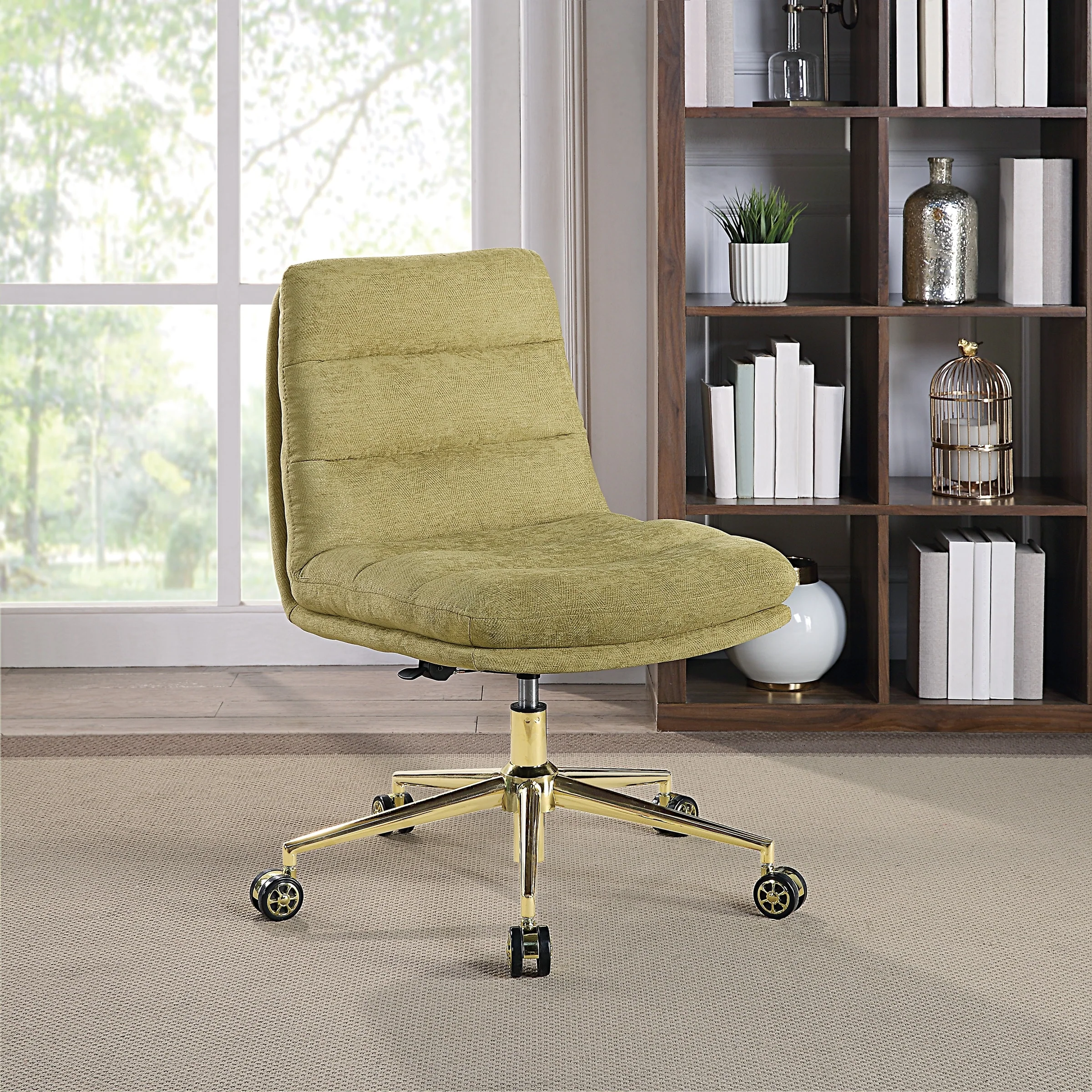 Legacy Swivel Office Chair in Faux Leather