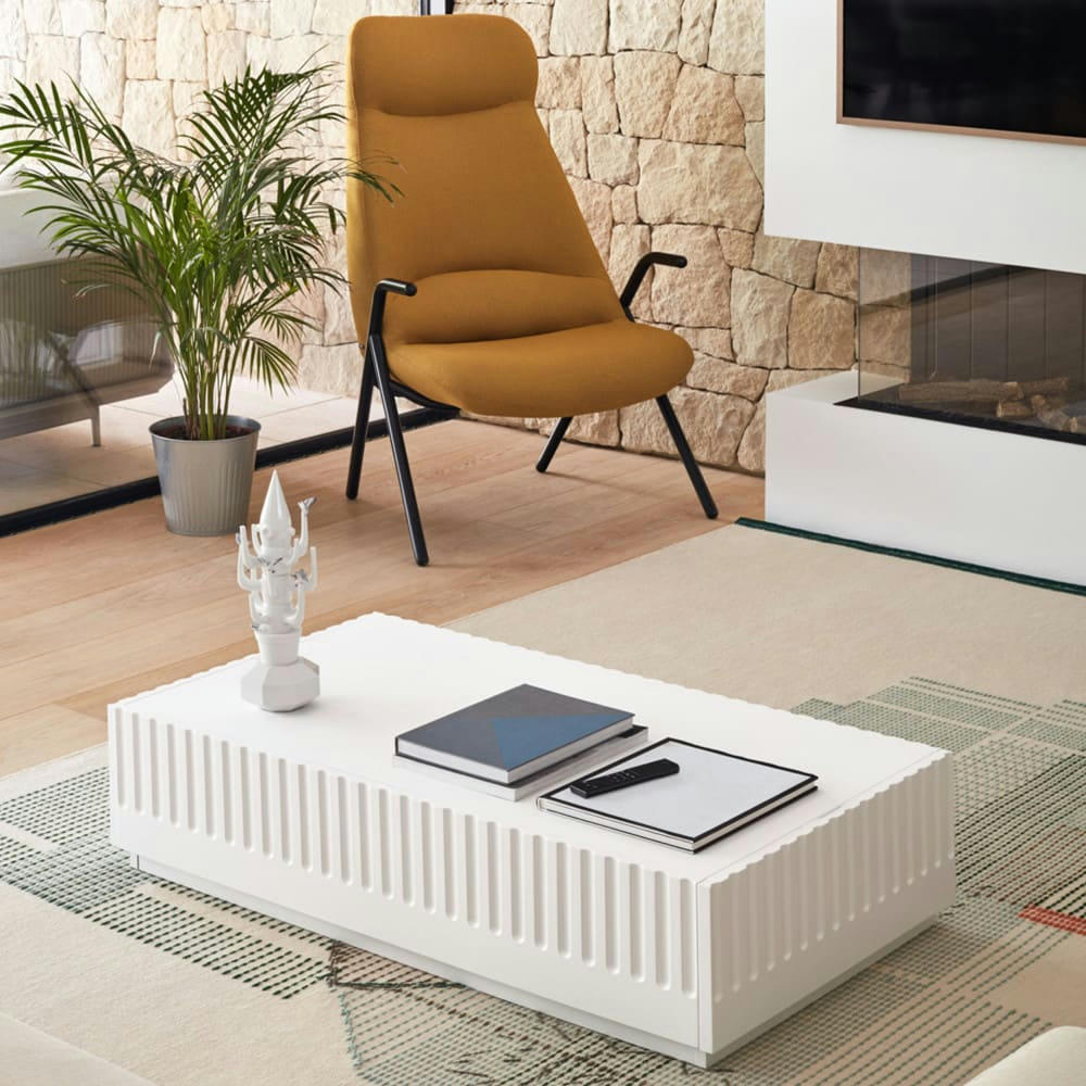 DORIC - Table basse en bois blanc