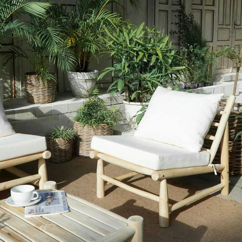 MAKAM - Fauteuil de jardin en teck et coussins blanc cassé