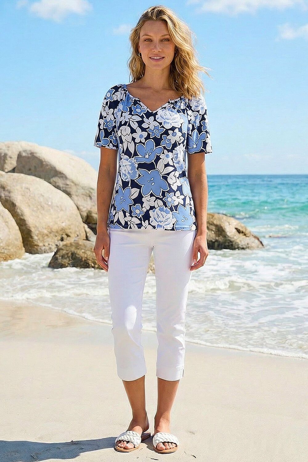 Roman Floral Puff Print V-Neck Top
