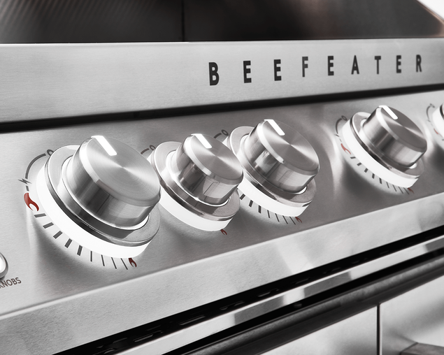 BeefEater 7000 Premium 5 Burner Flame Failure BBQ on Side Burner Cart