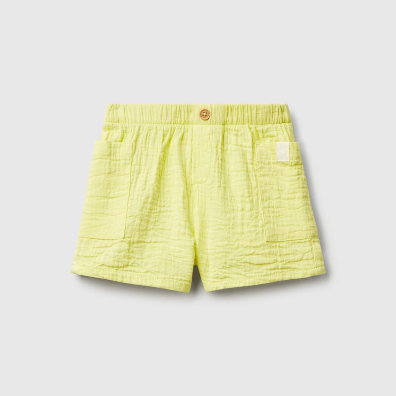 Shorts with pockets