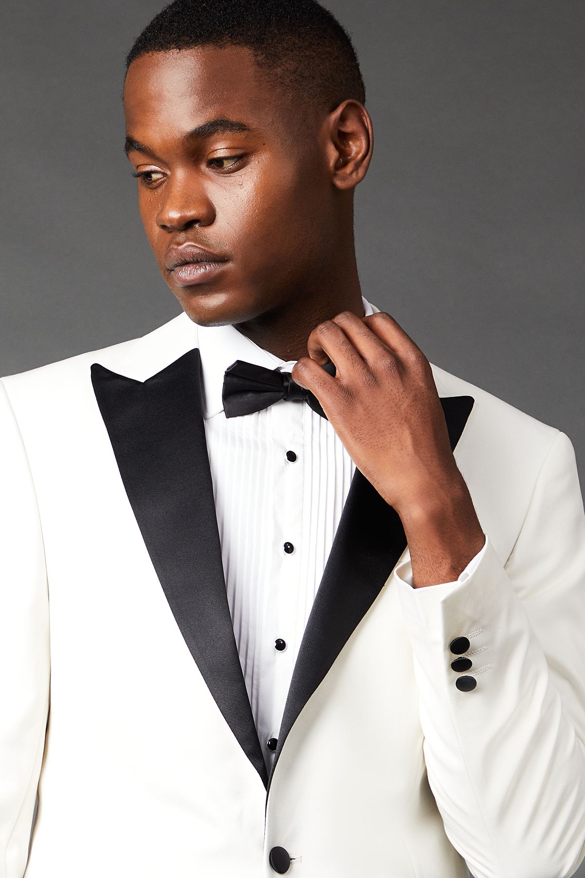 Burton White Tailored Fit Peak Collar Tuxedo Jacket