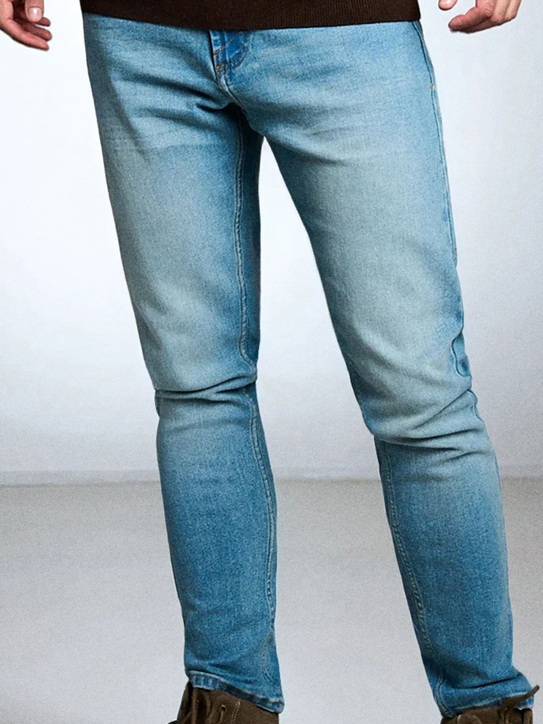 Jeansy slim fit