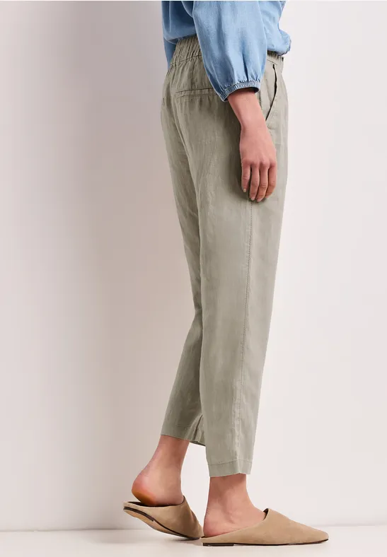 Slim Leg Hose aus Leinen mit Schnalle