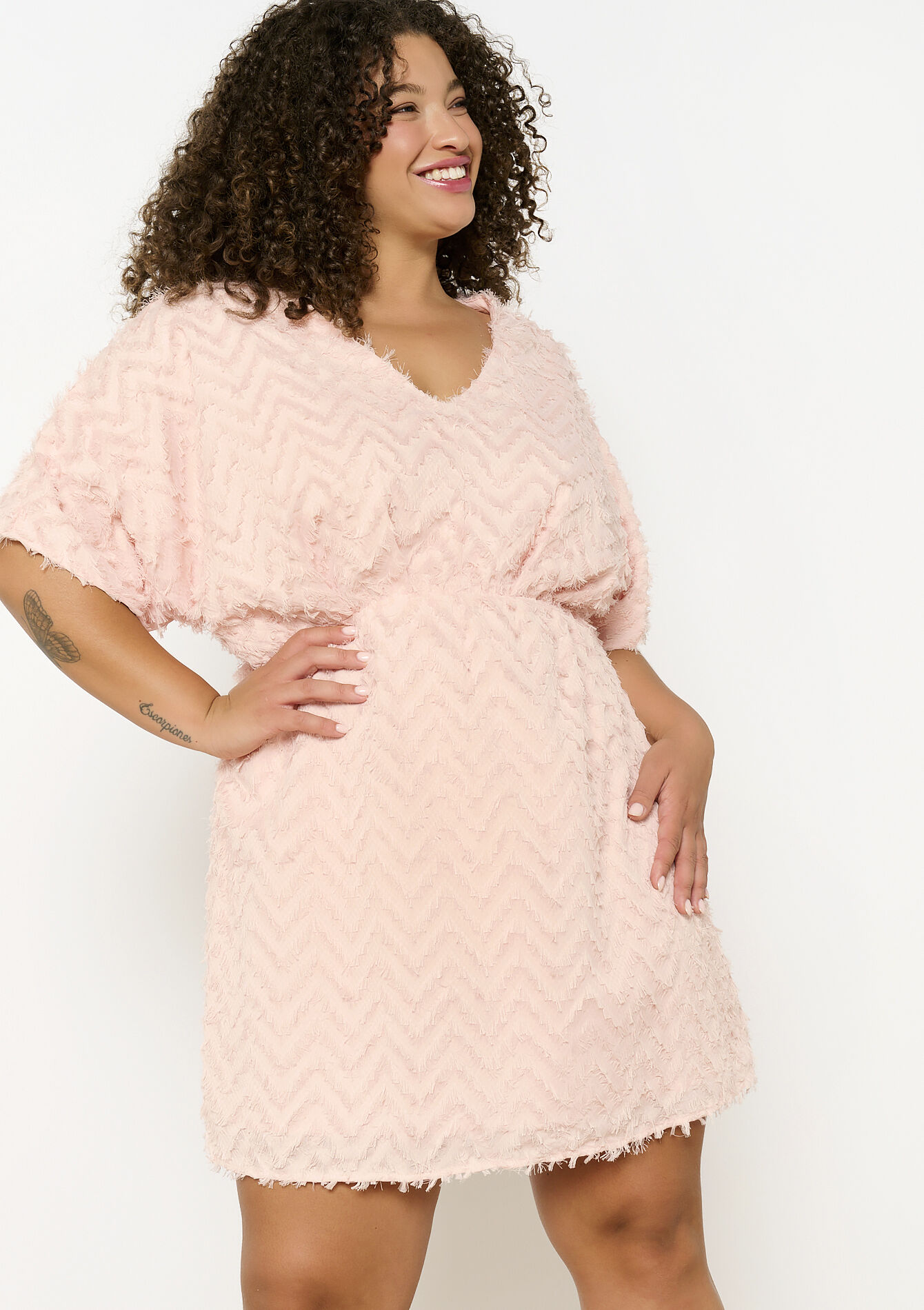 Luchtige jurk met reli毛f